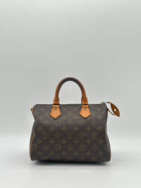 Pre-loved Louis Vuitton Speedy 25 | Pepper Luxury Vintage