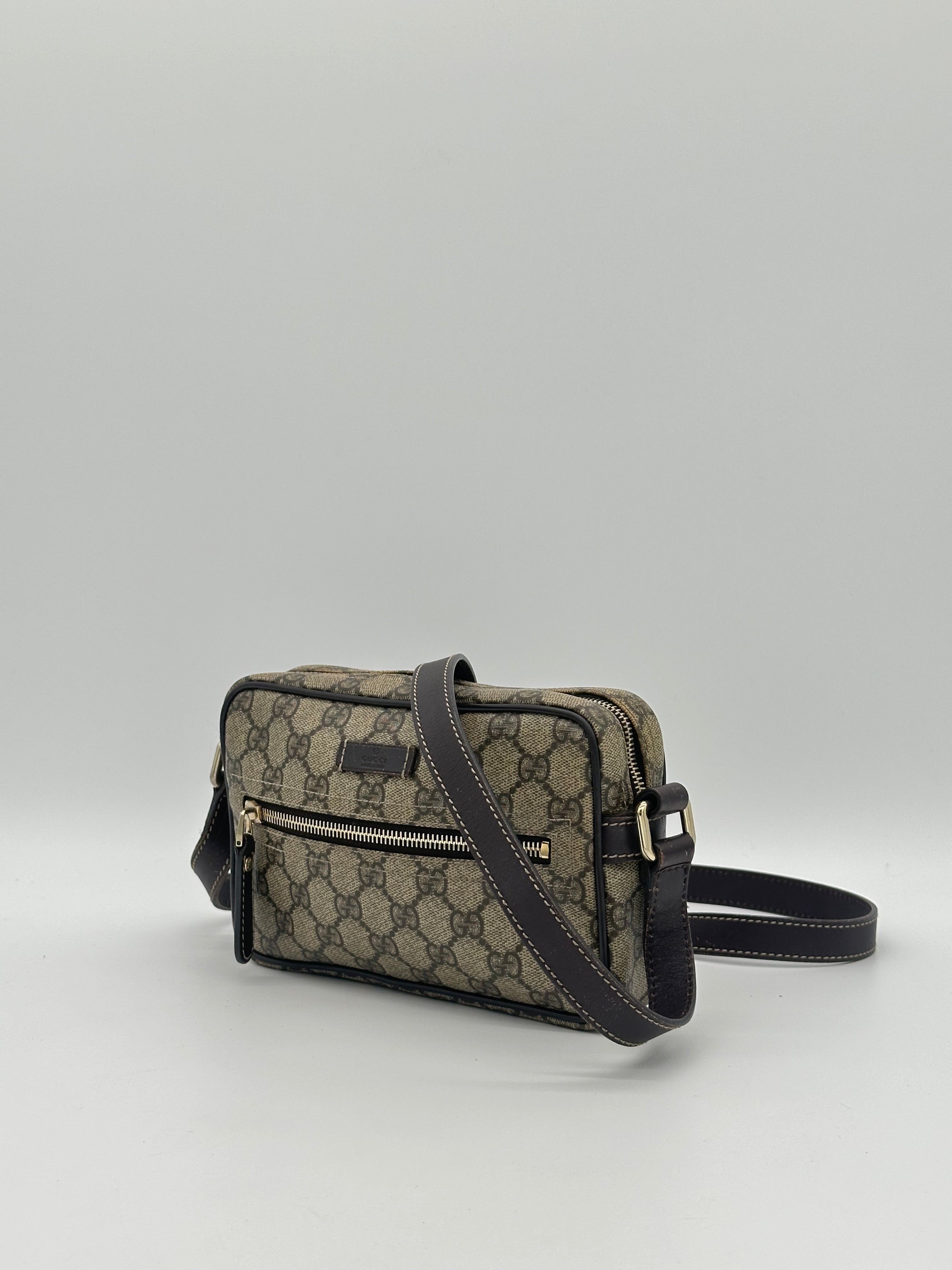 Gucci Supreme Messenger