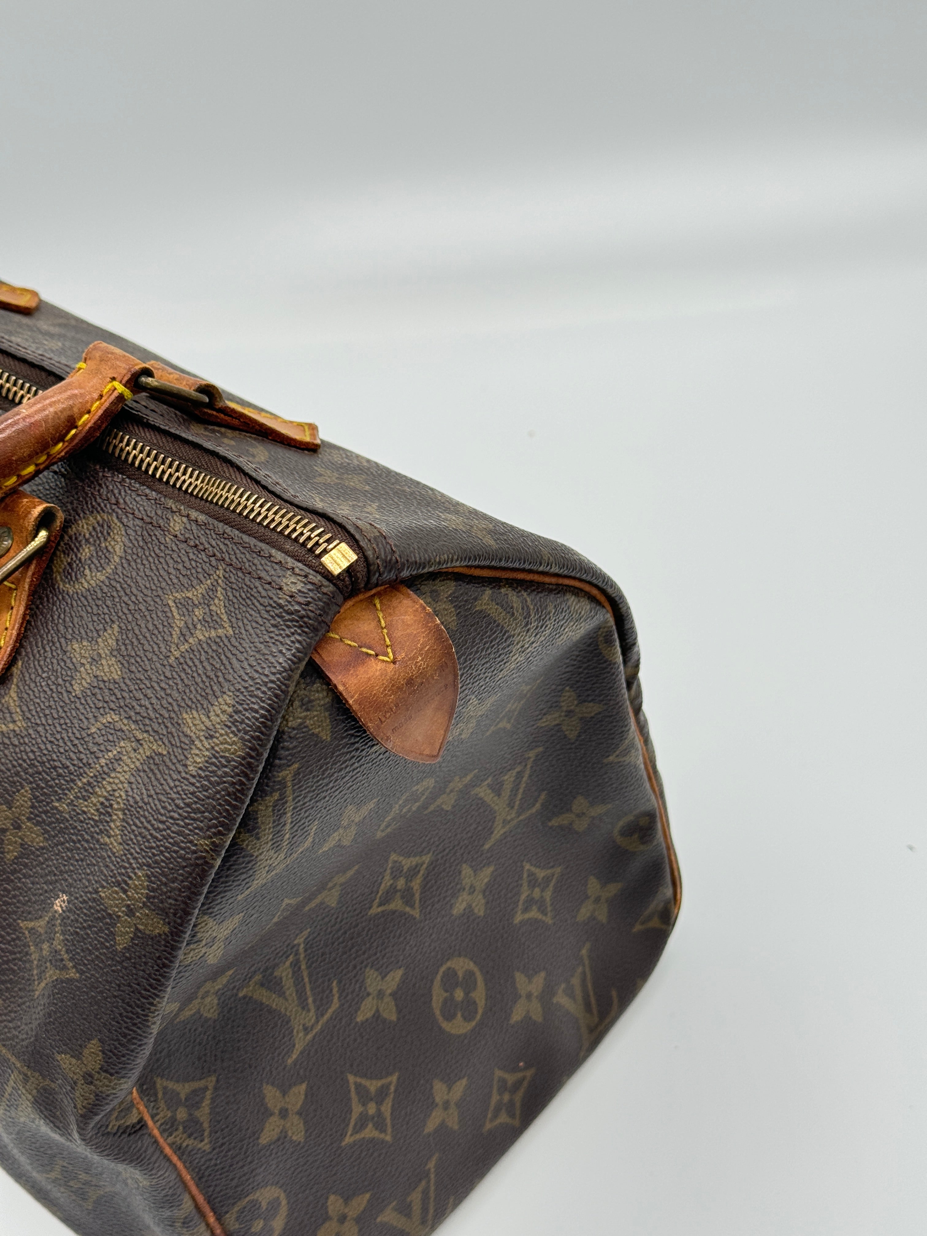 Louis Vuitton Speedy 30