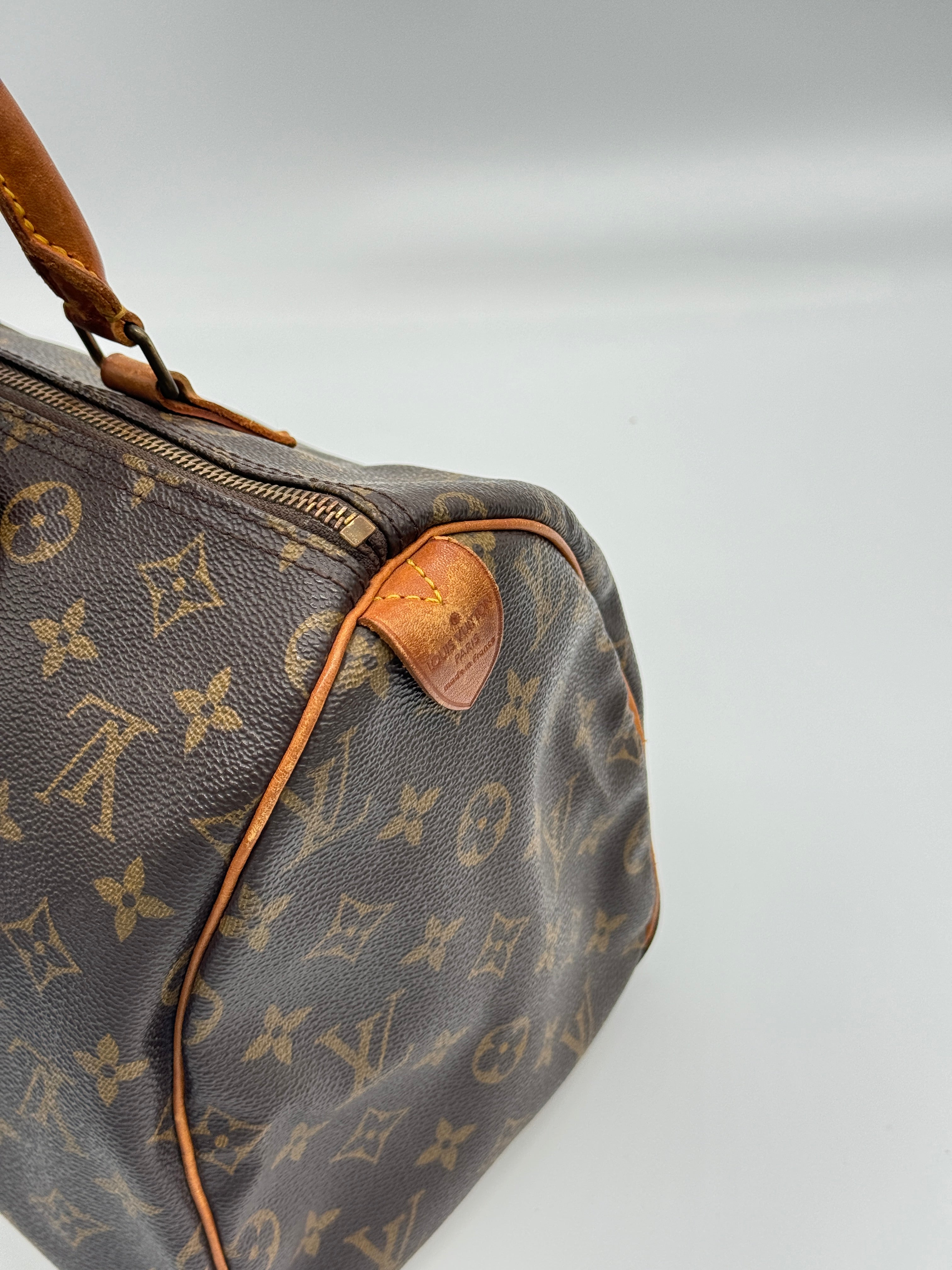 Louis Vuitton Speedy 30