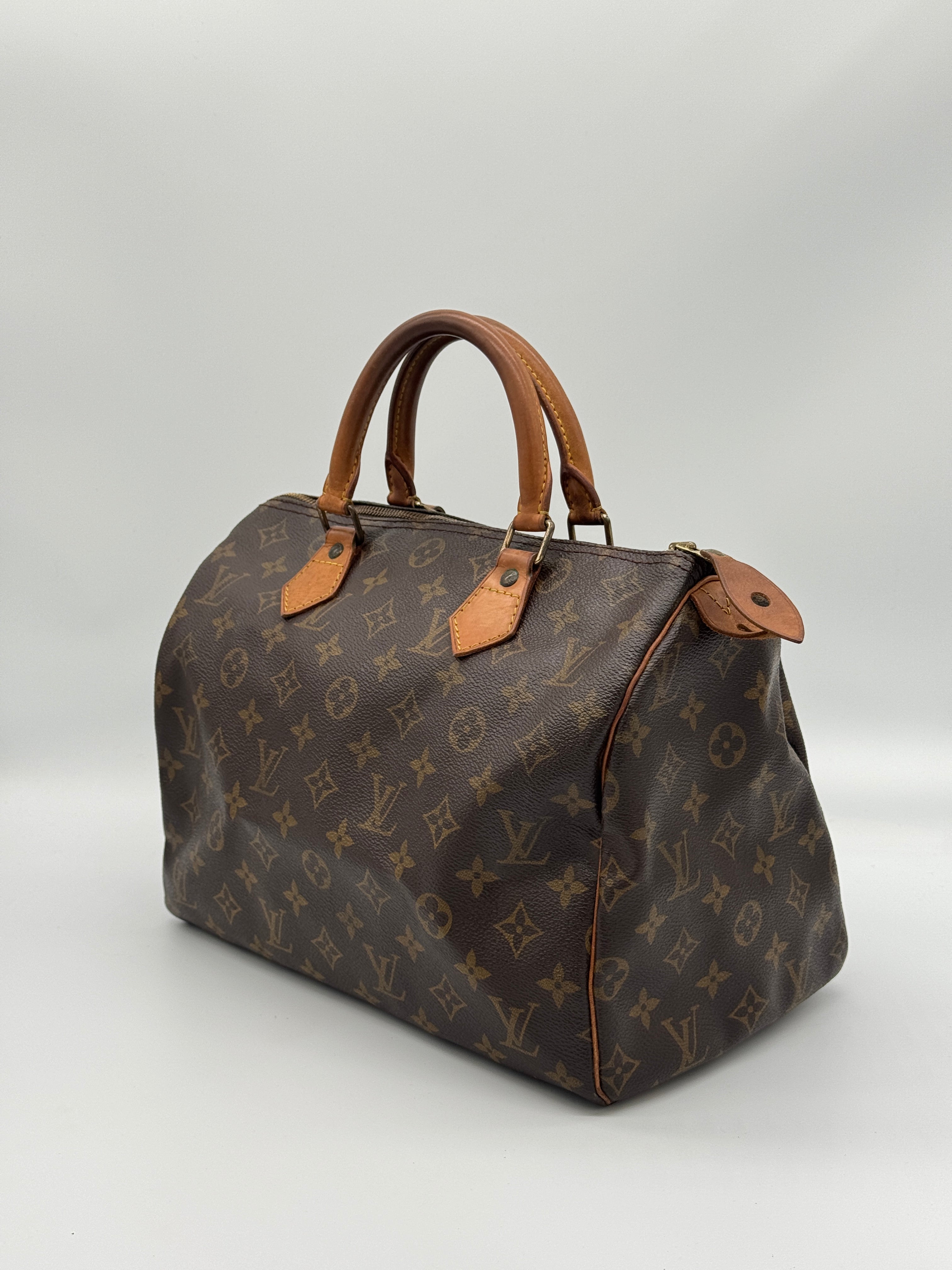 Louis Vuitton Speedy 30