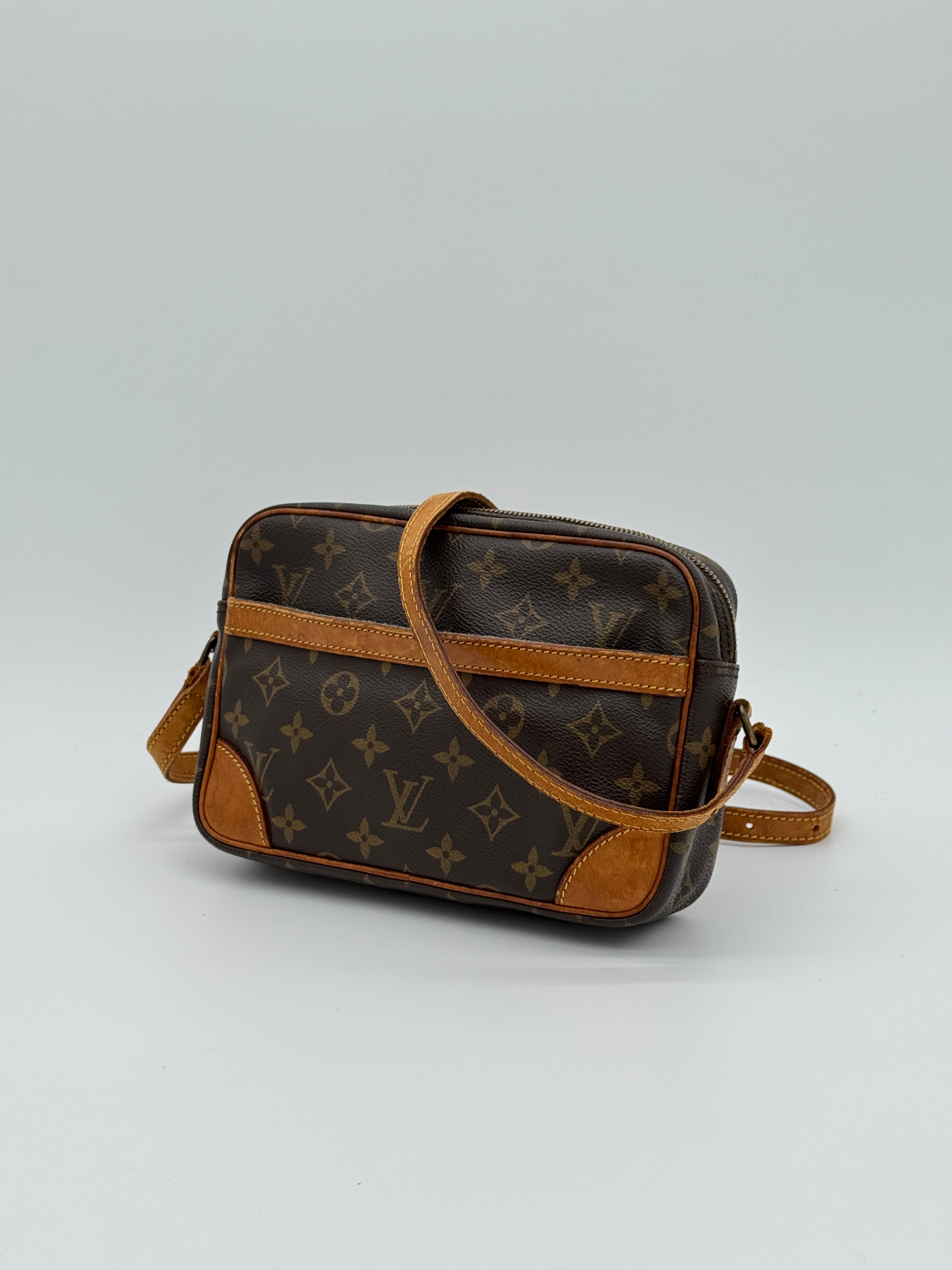 Louis Vuitton Trocadero 23
