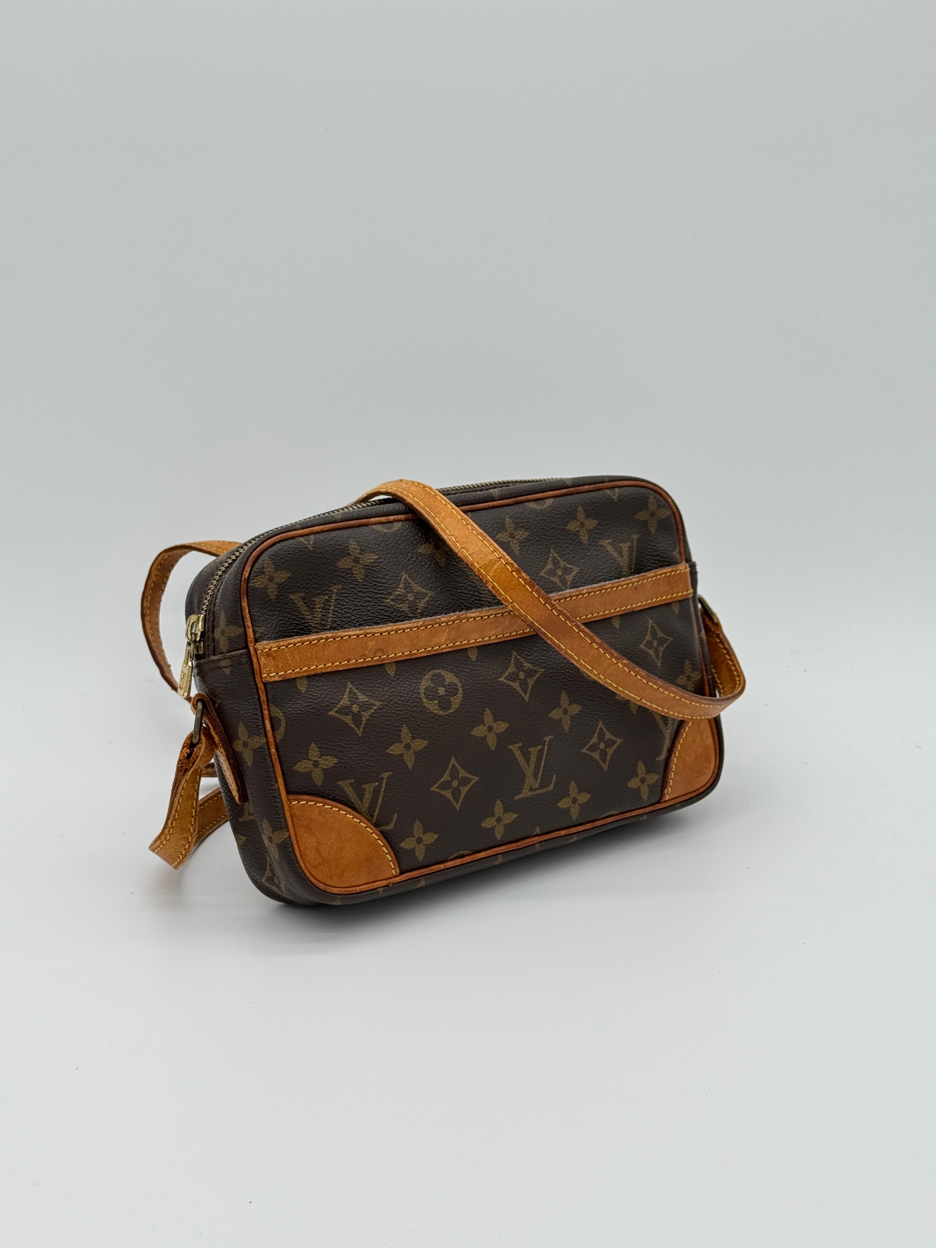 Louis Vuitton Trocadero 23