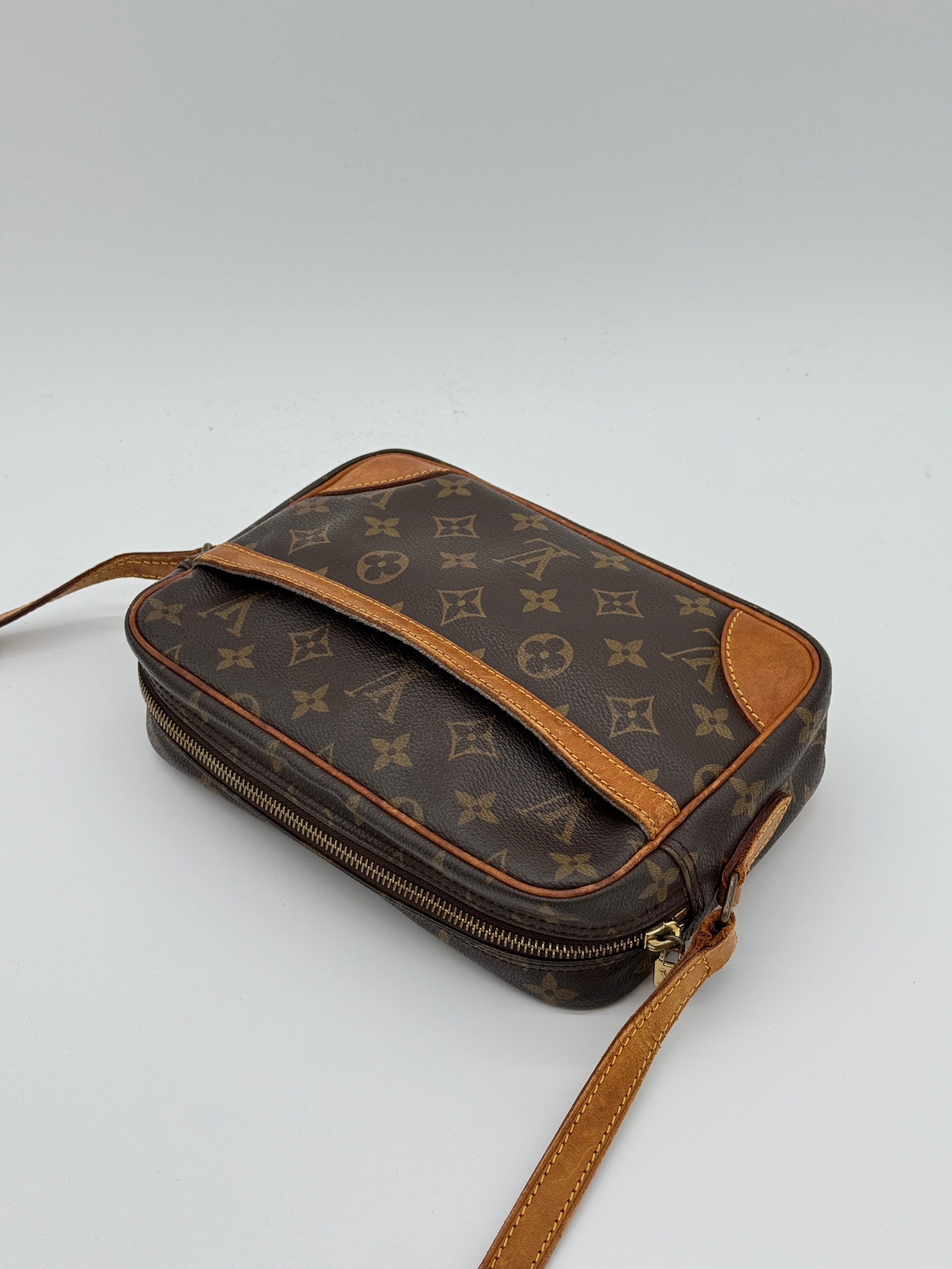 Louis Vuitton Trocadero 23