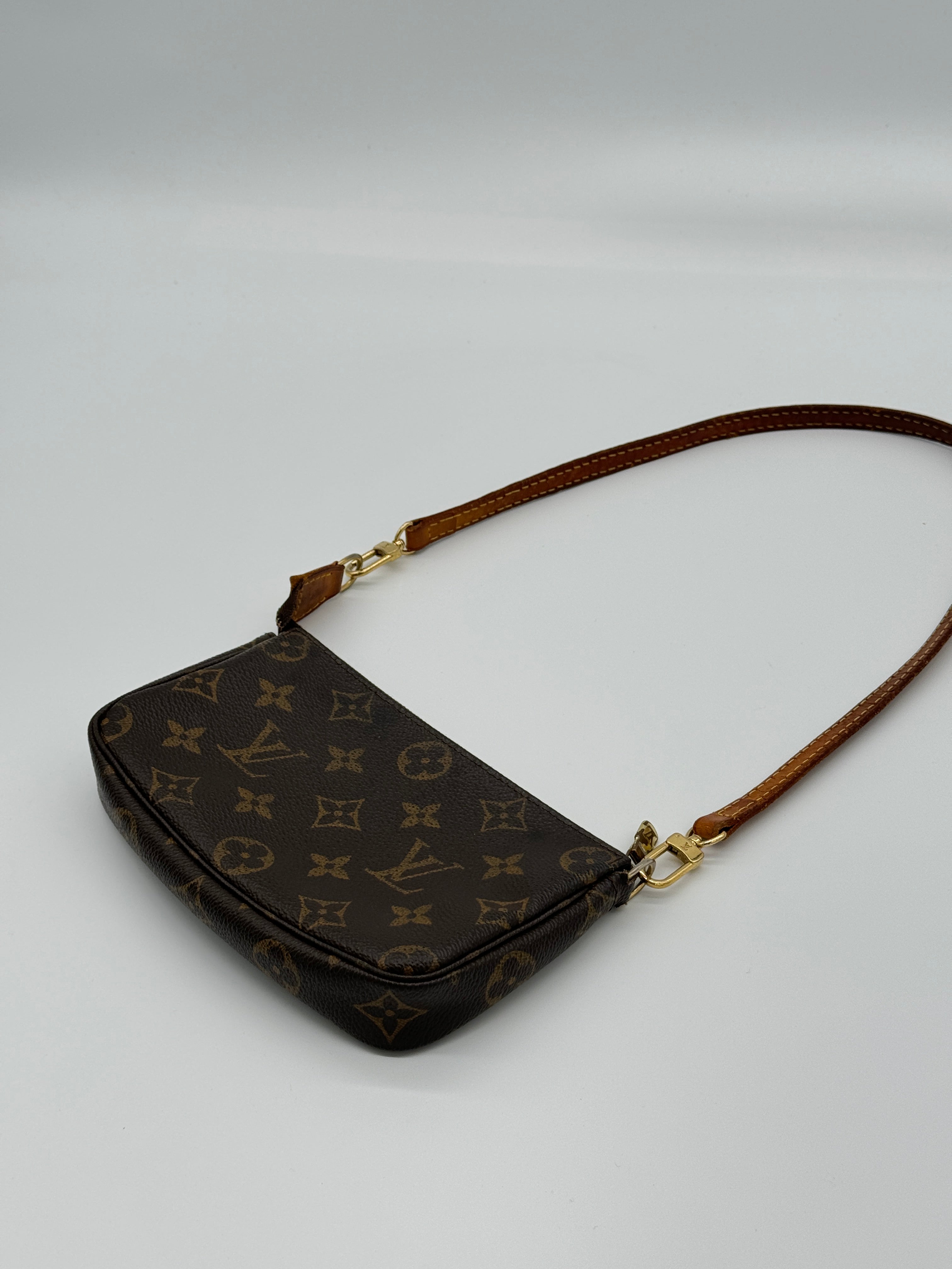 Louis Vuitton Mini Pochette Accessoires