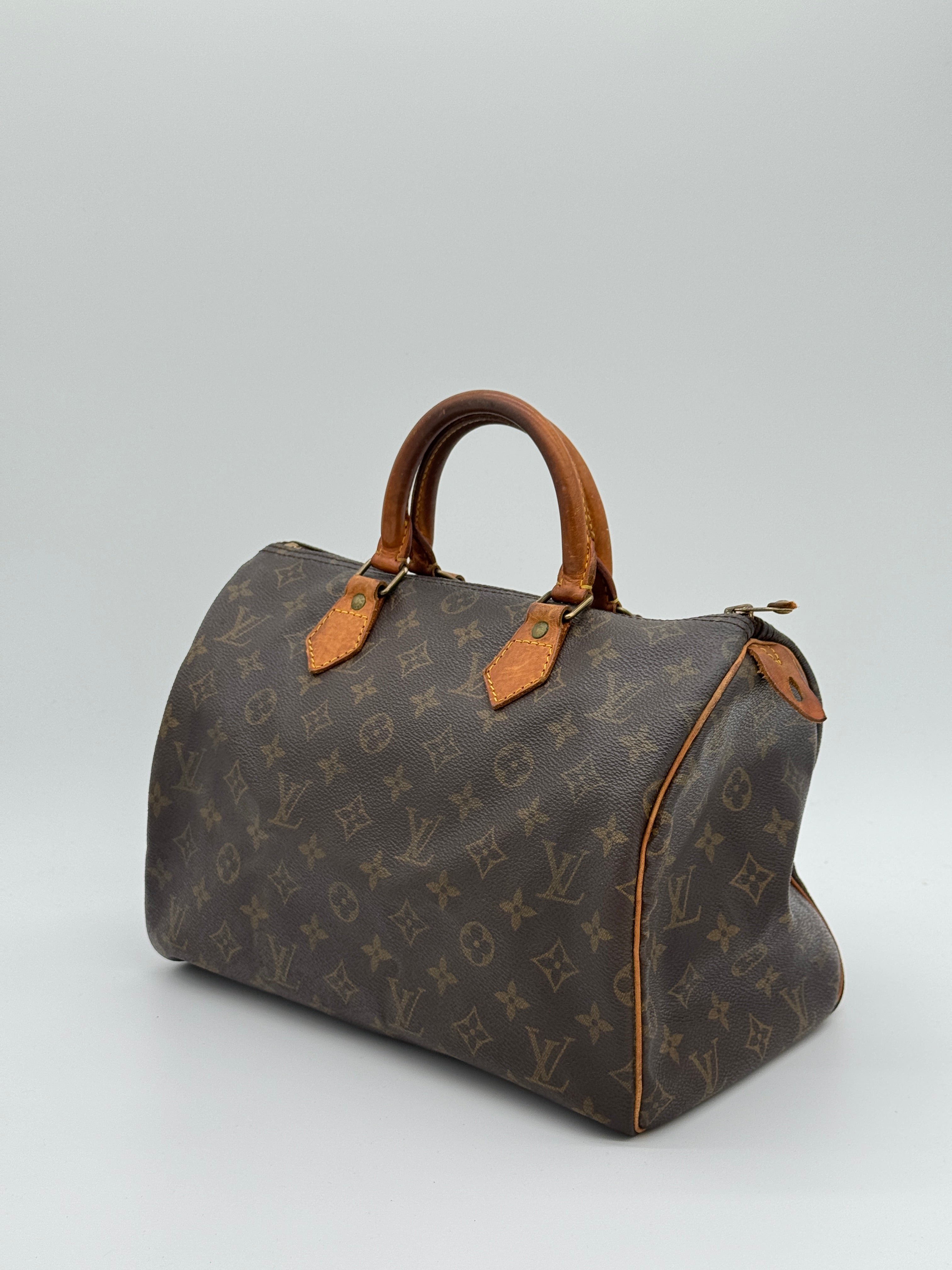 Louis Vuitton Speedy 30