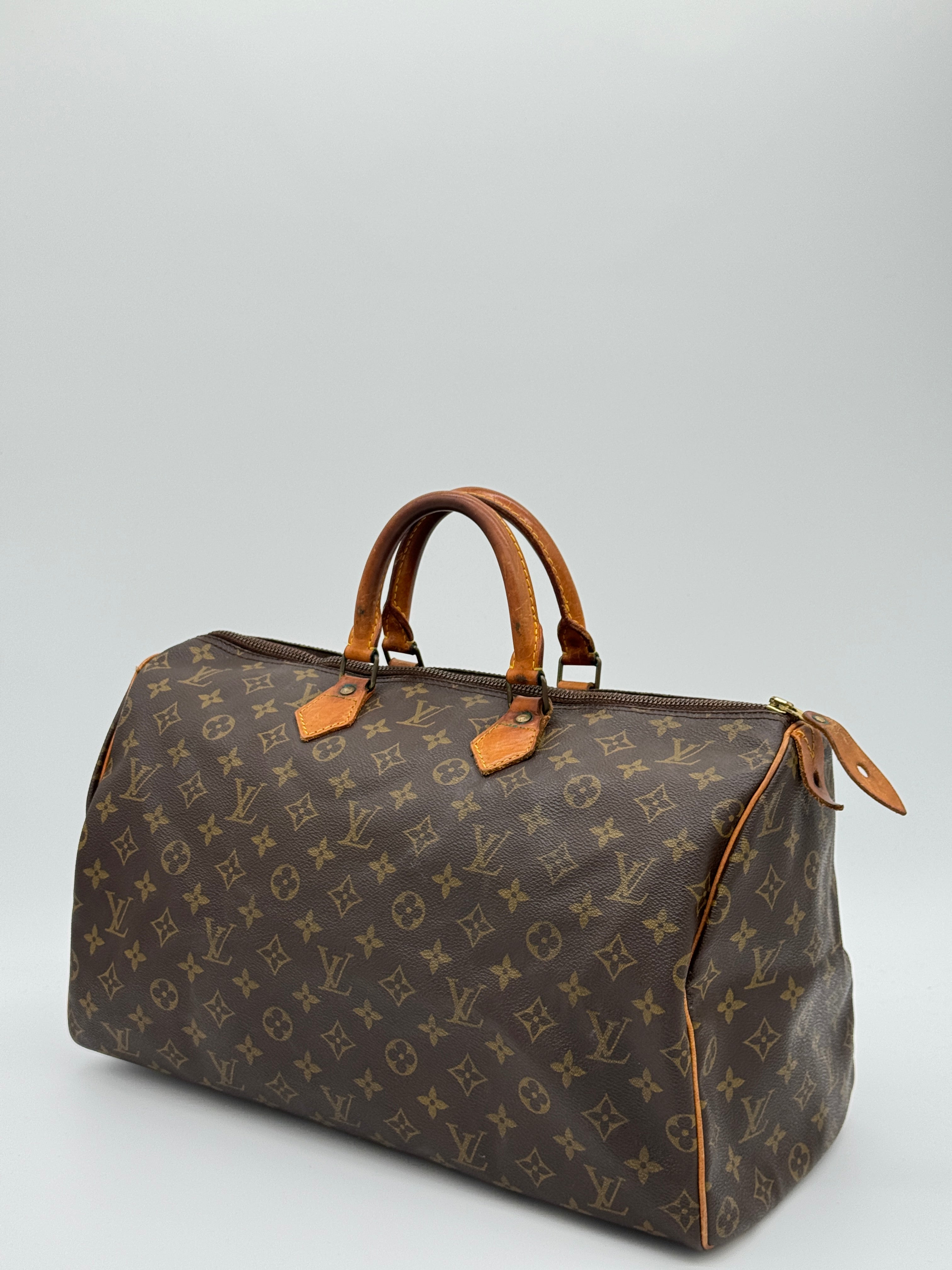 Louis Vuitton Speedy 40