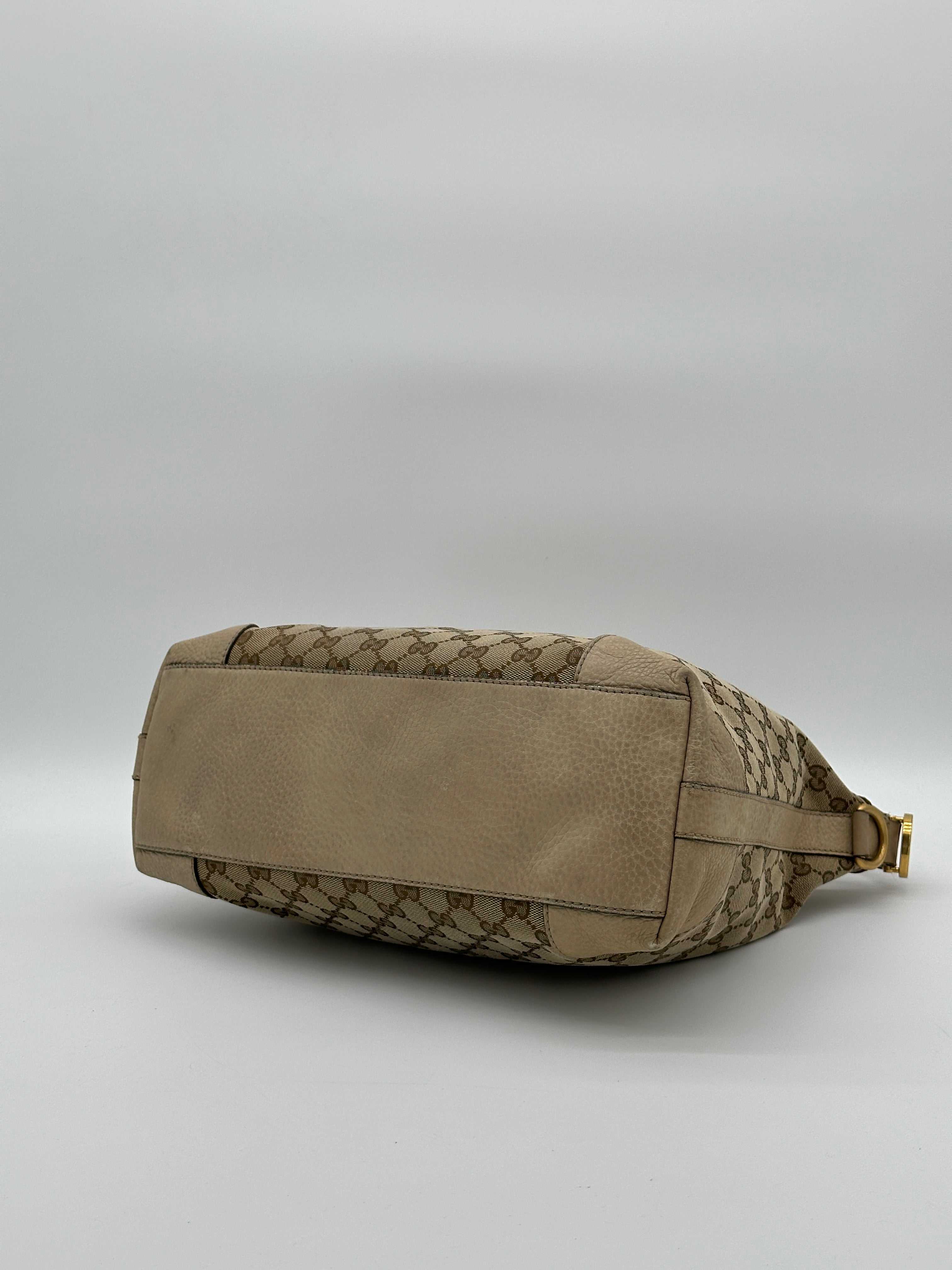 Gucci Miss Canvas