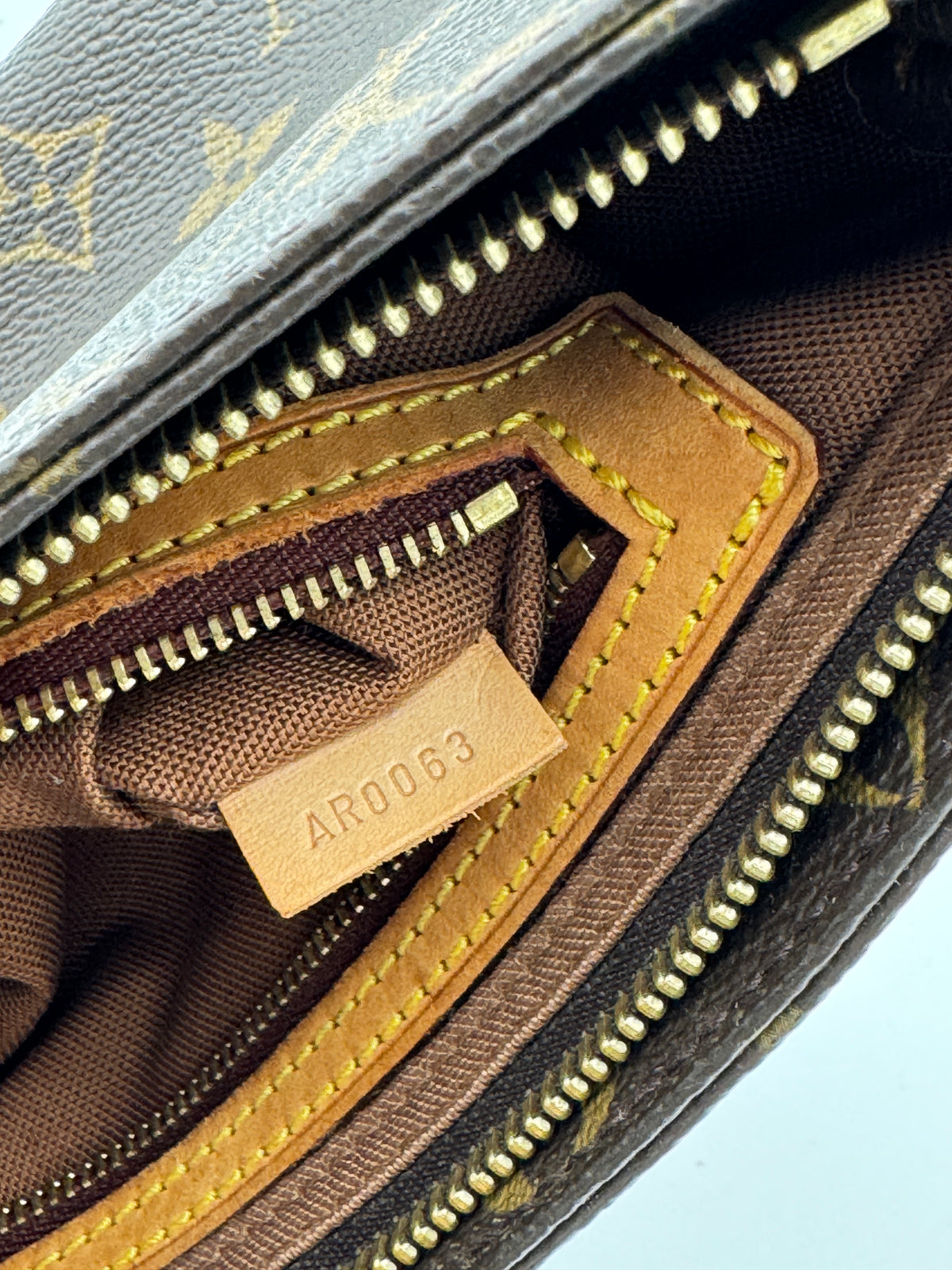 Louis Vuitton Trotteur