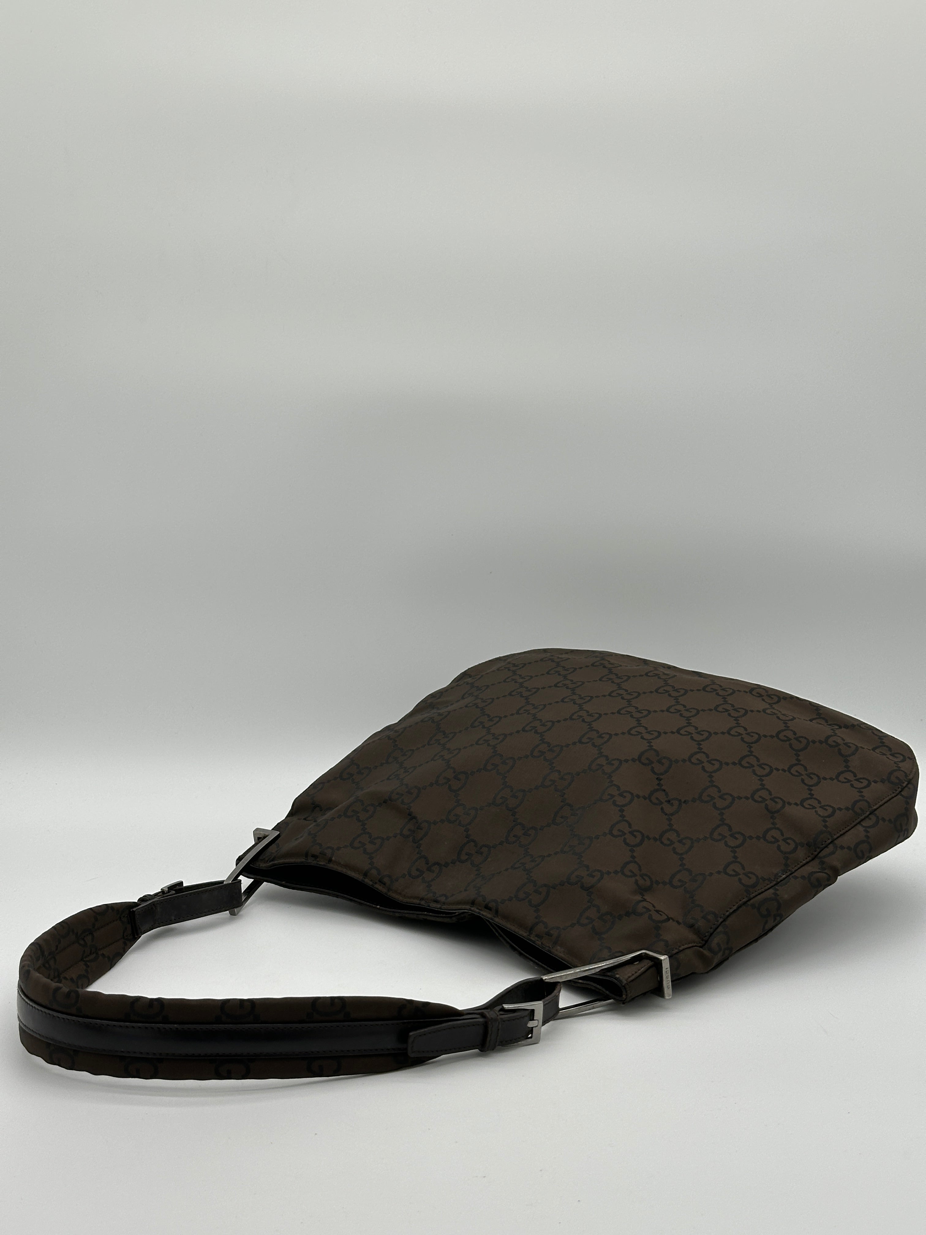 Pre-loved Gucci Nylon Shoulderbag | Pepper Luxury Vintage