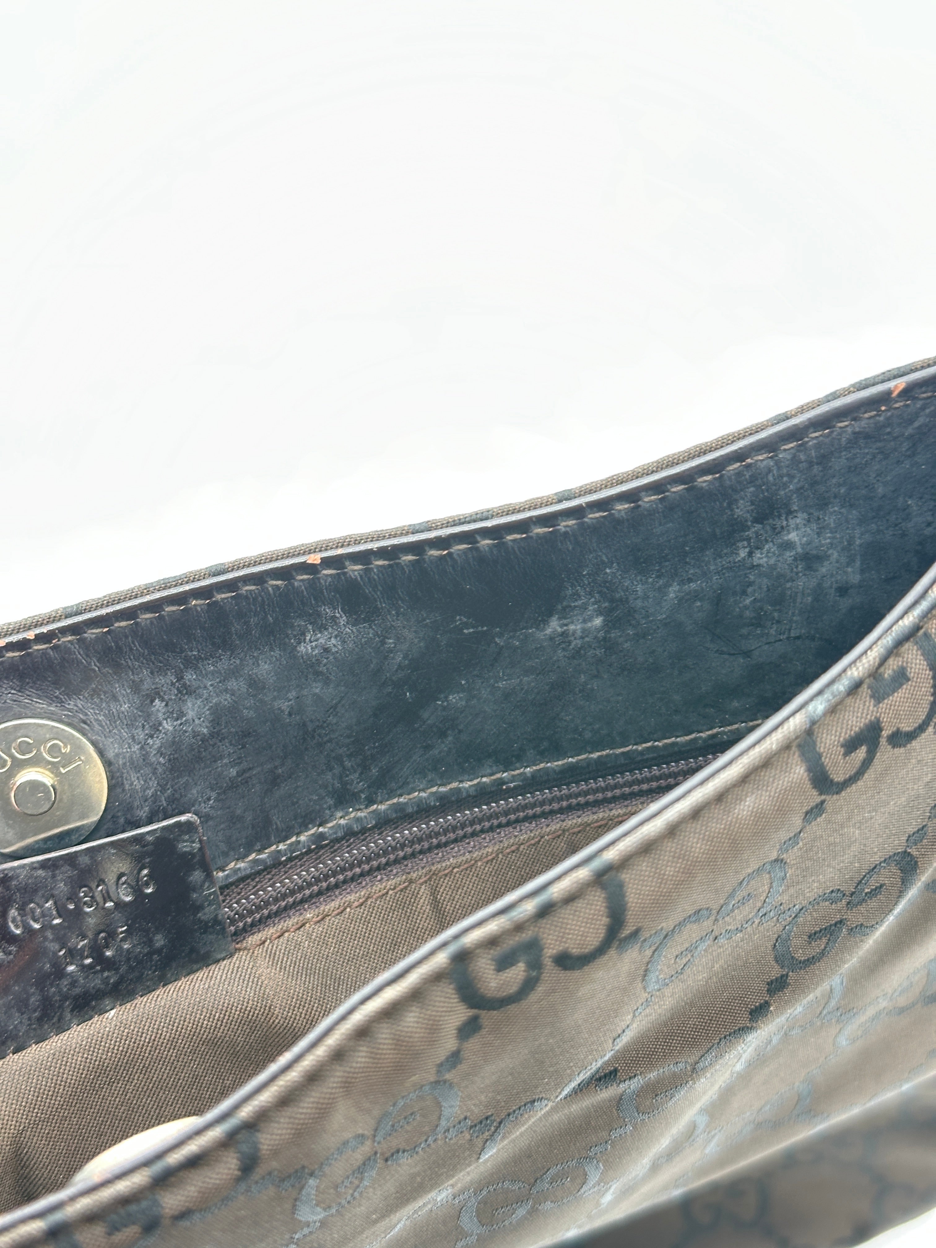 Pre-loved Gucci Nylon Shoulderbag | Pepper Luxury Vintage