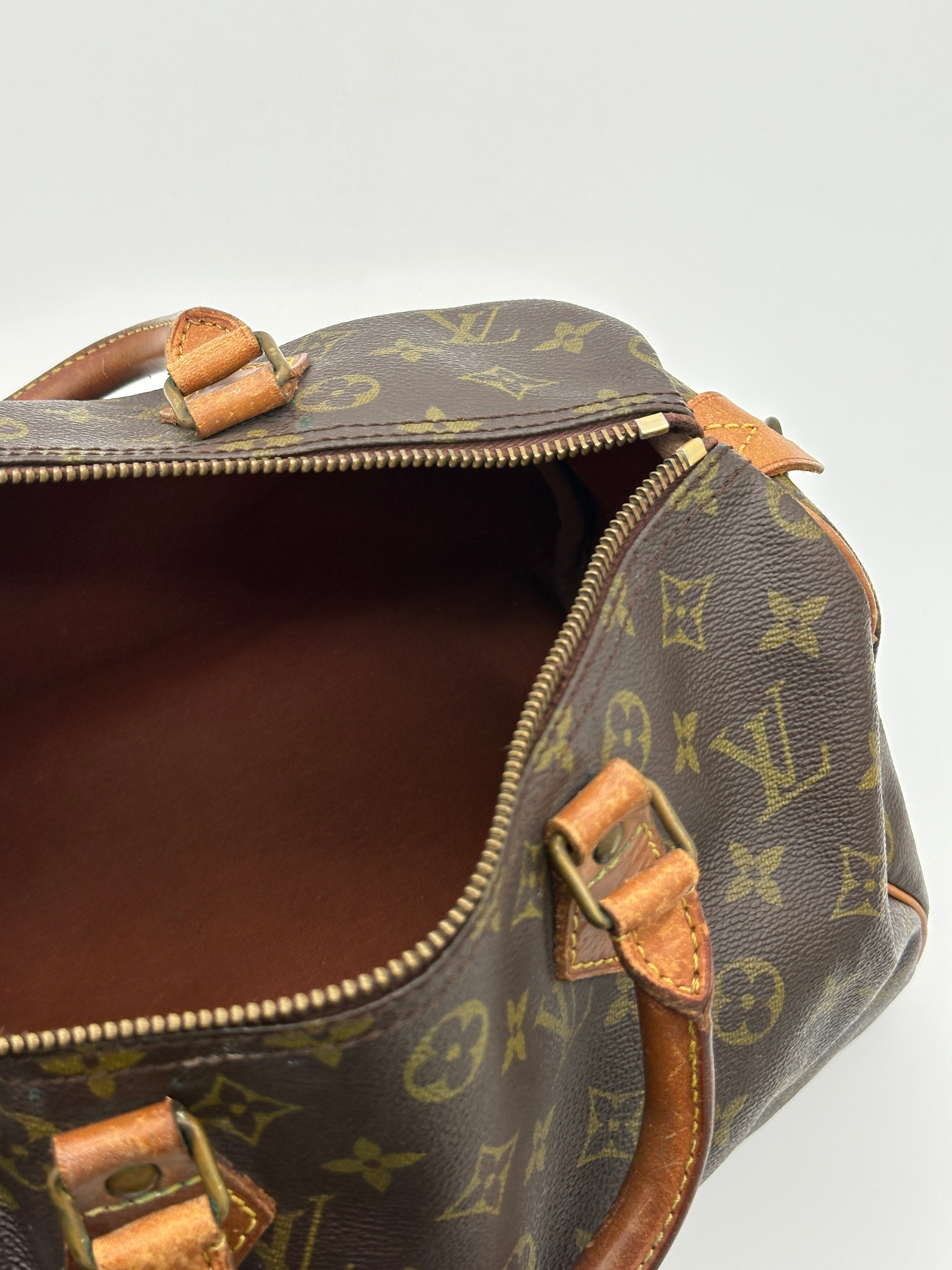 Louis Vuitton Speedy 30
