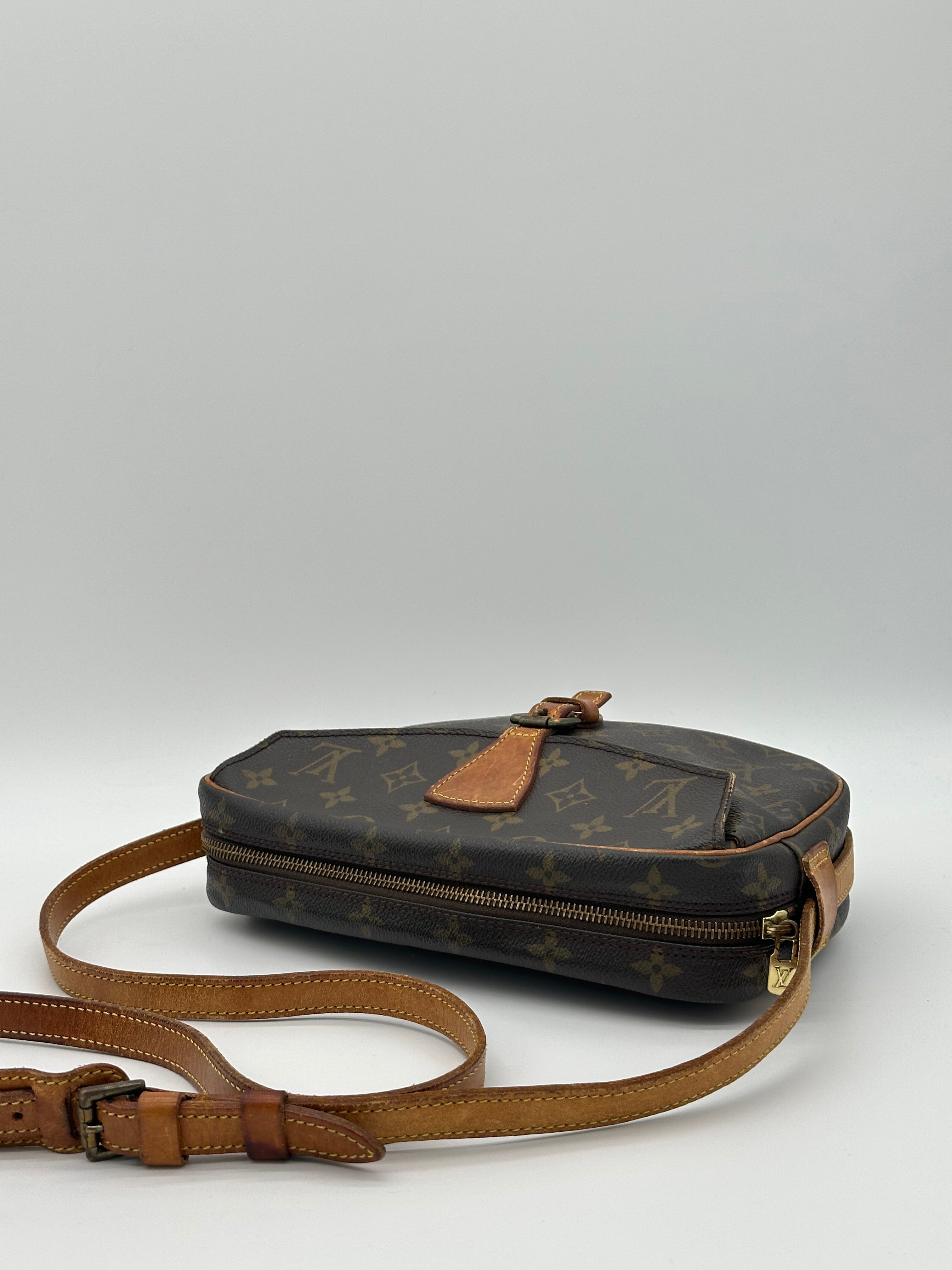 Louis Vuitton Jeune Fille MM