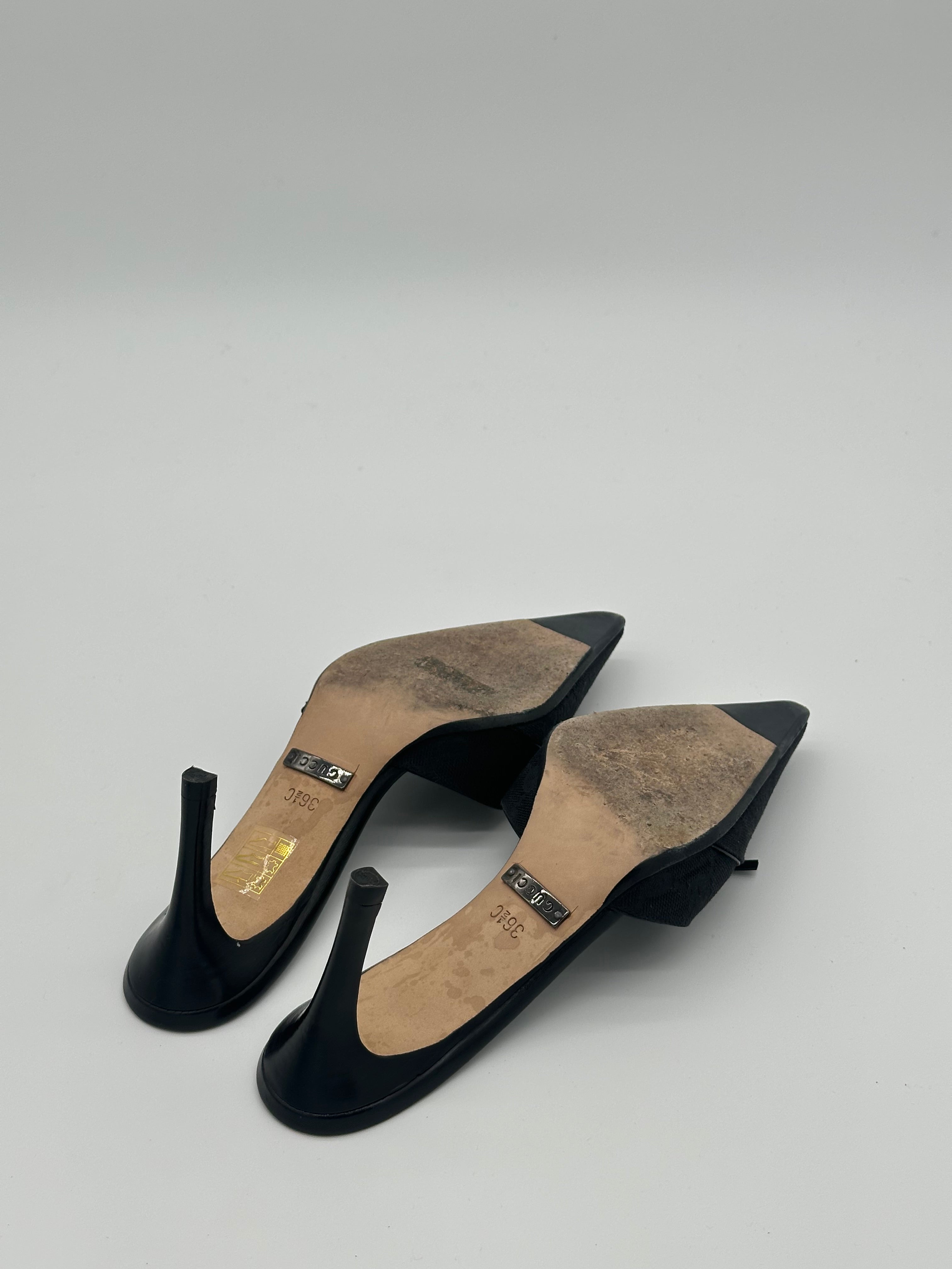 Pre-loved Gucci GG Canvas Heels | Pepper Luxury Vintage