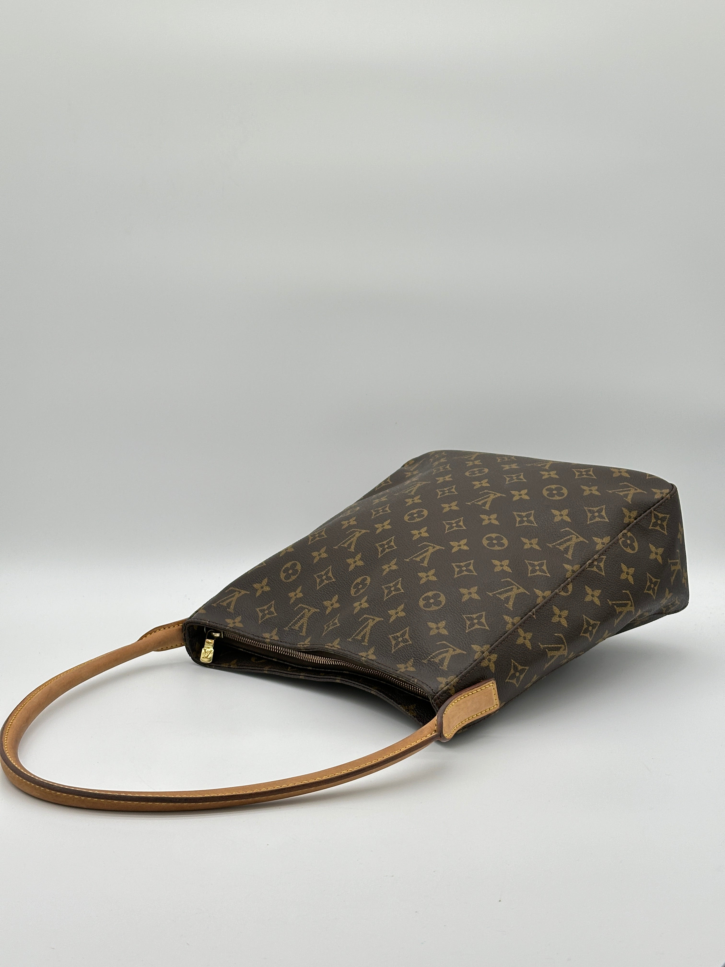 Louis Vuitton Looping GM