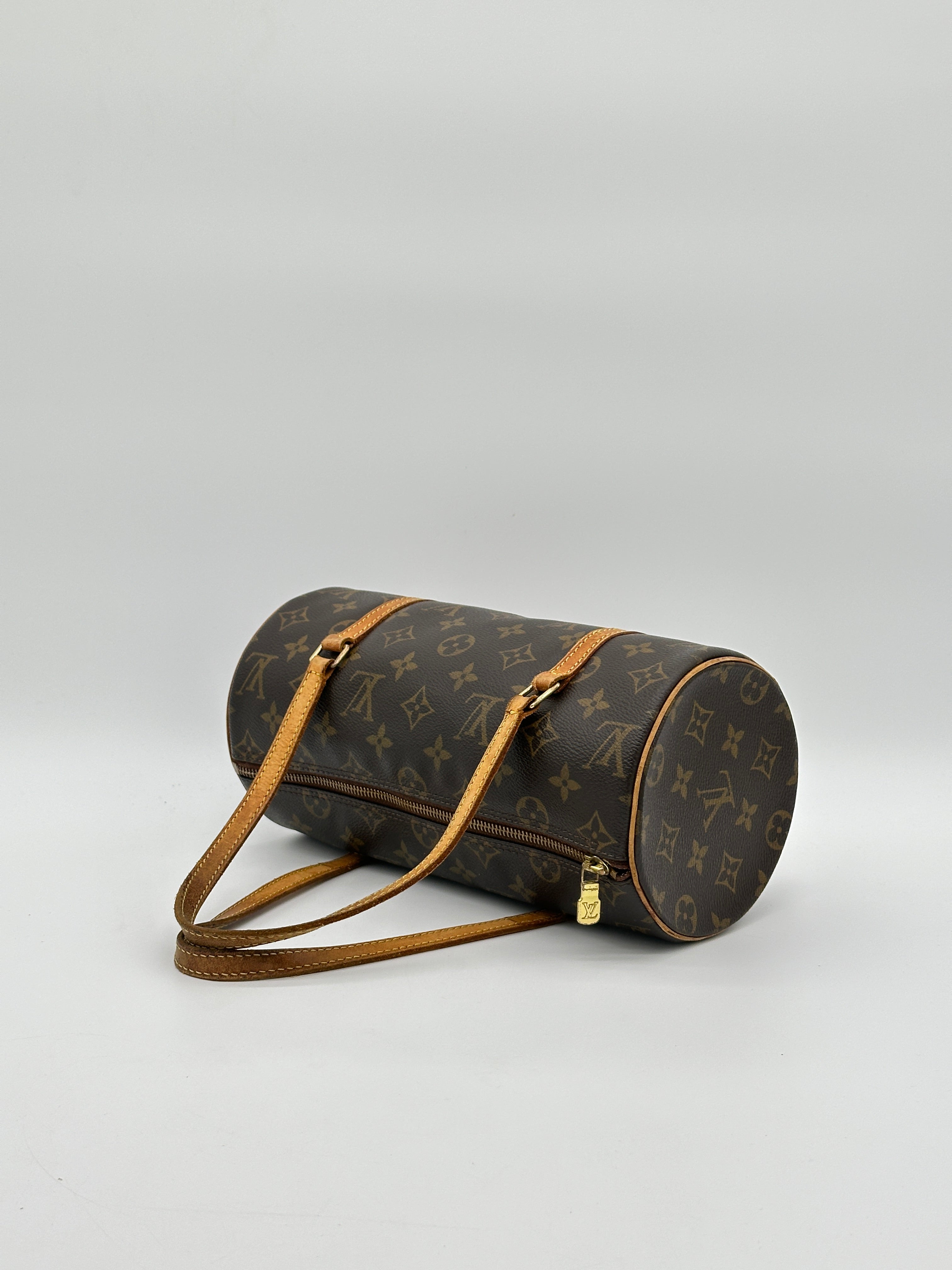 Louis Vuitton Papillon 26