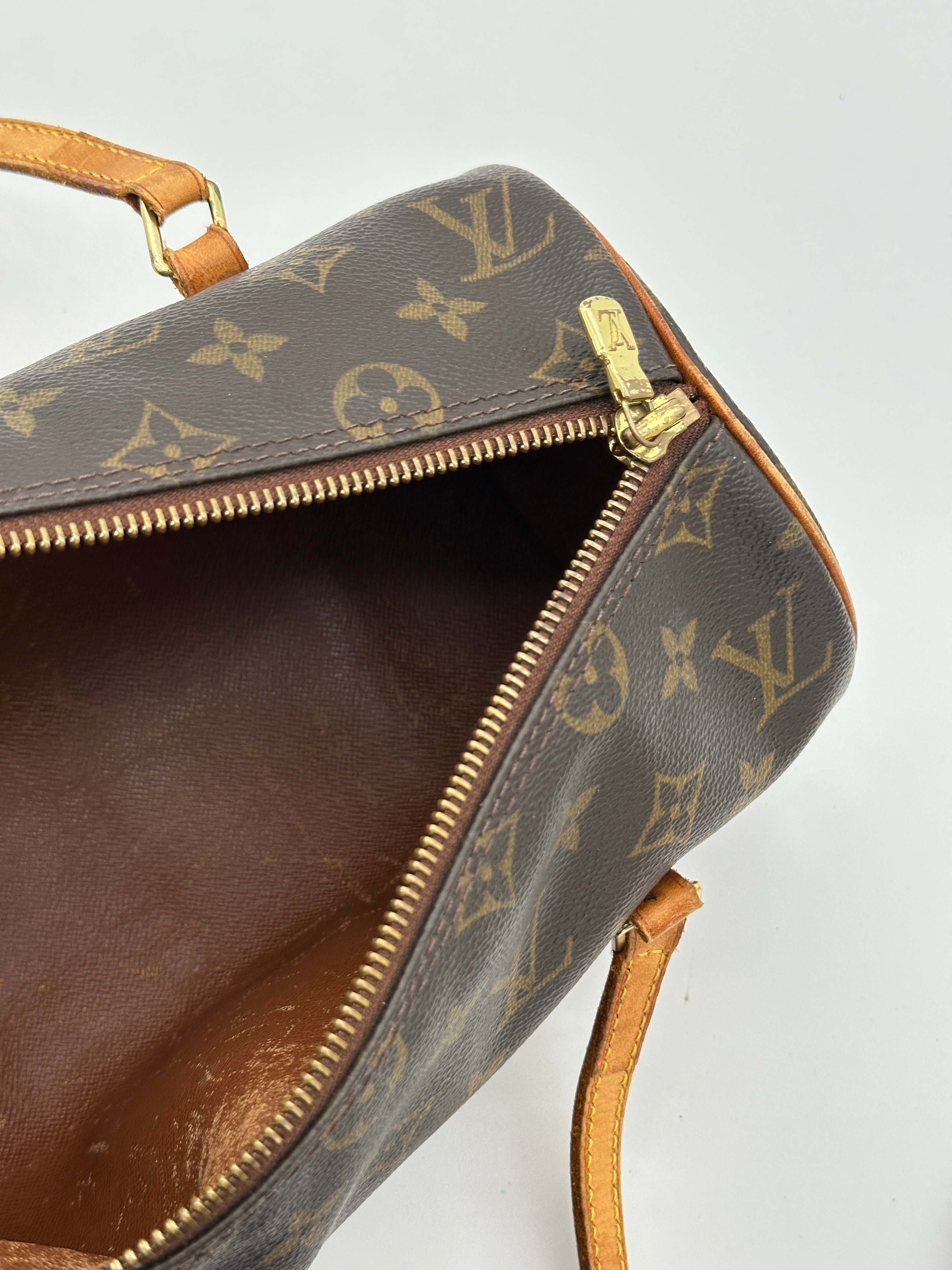 Louis Vuitton Papillon 26