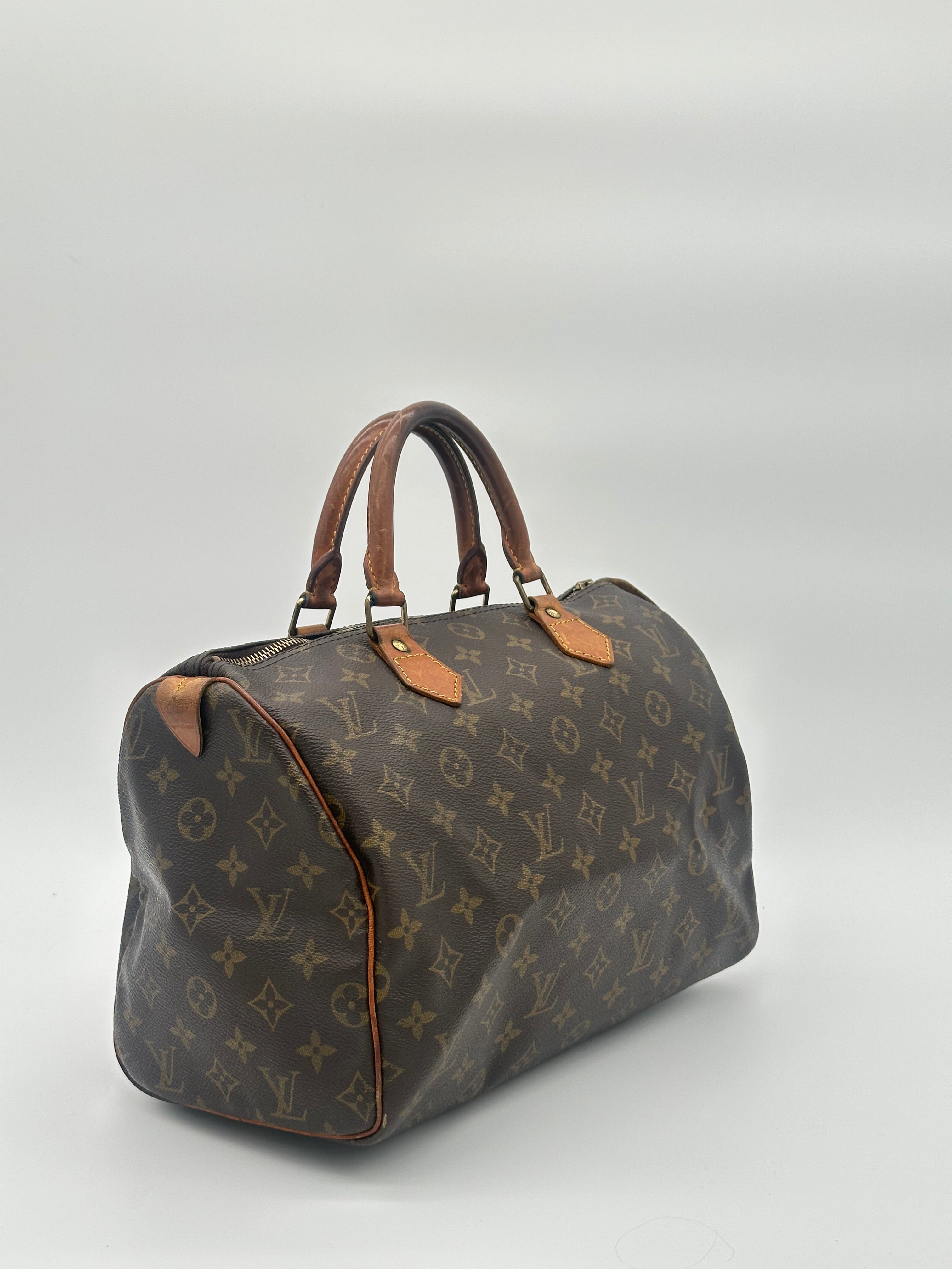Louis Vuitton Speedy 30