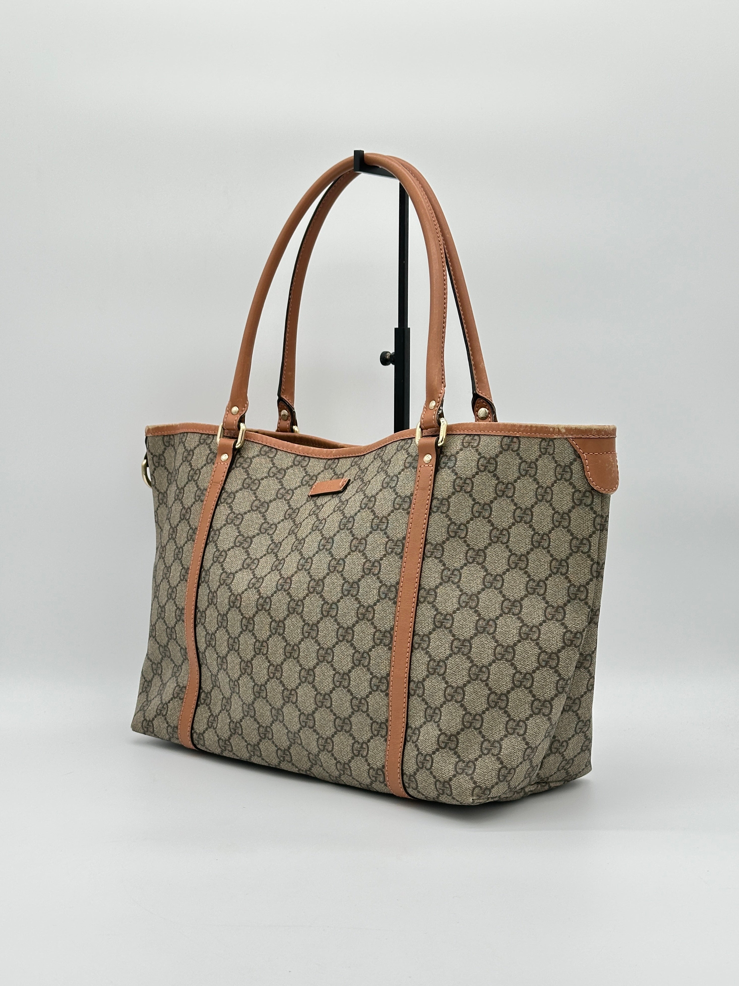 Gucci GG Supreme Tote Bag