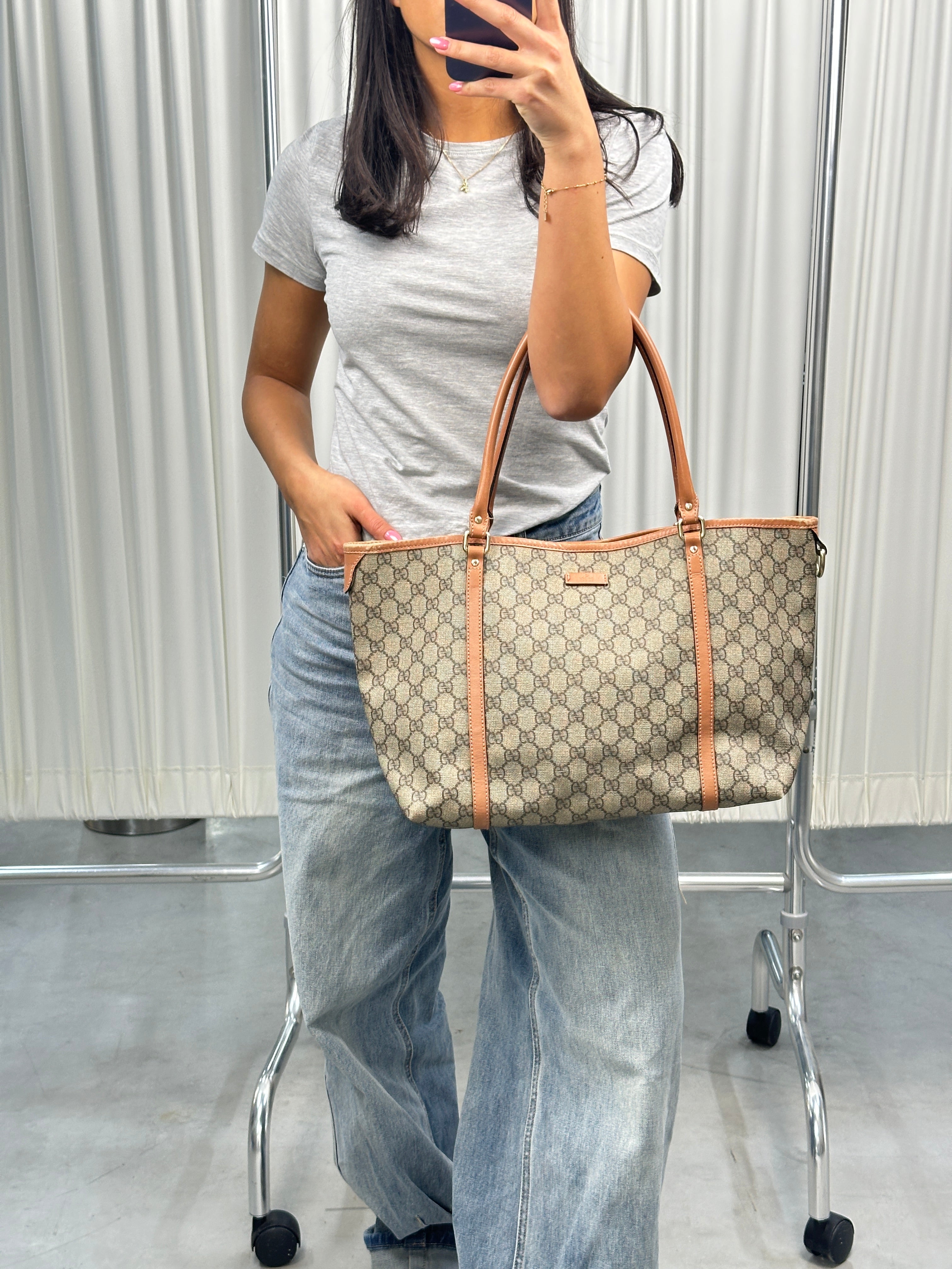 Gucci GG Supreme Tote Bag