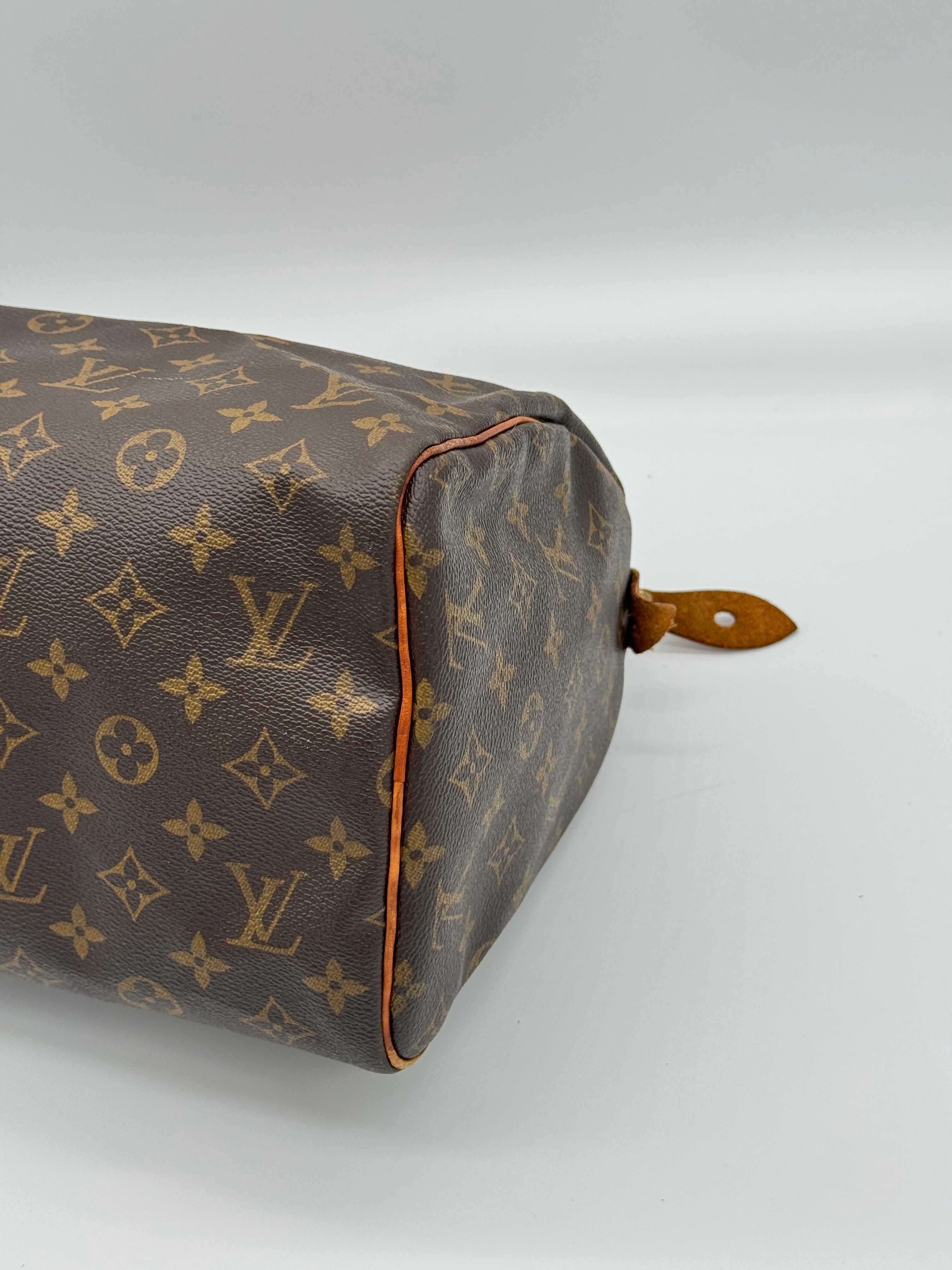 Louis Vuitton Speedy 30