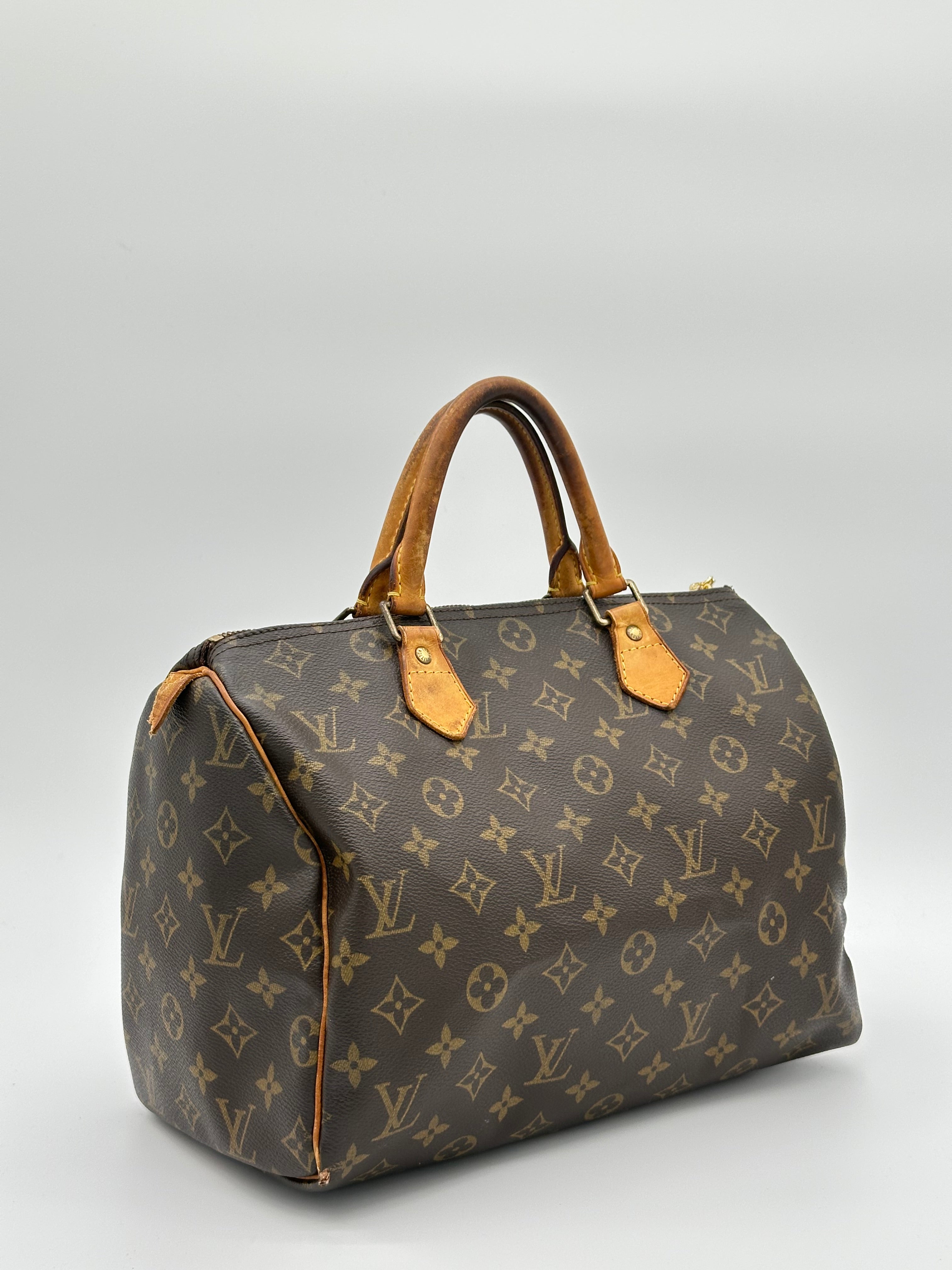 Louis Vuitton Speedy 30