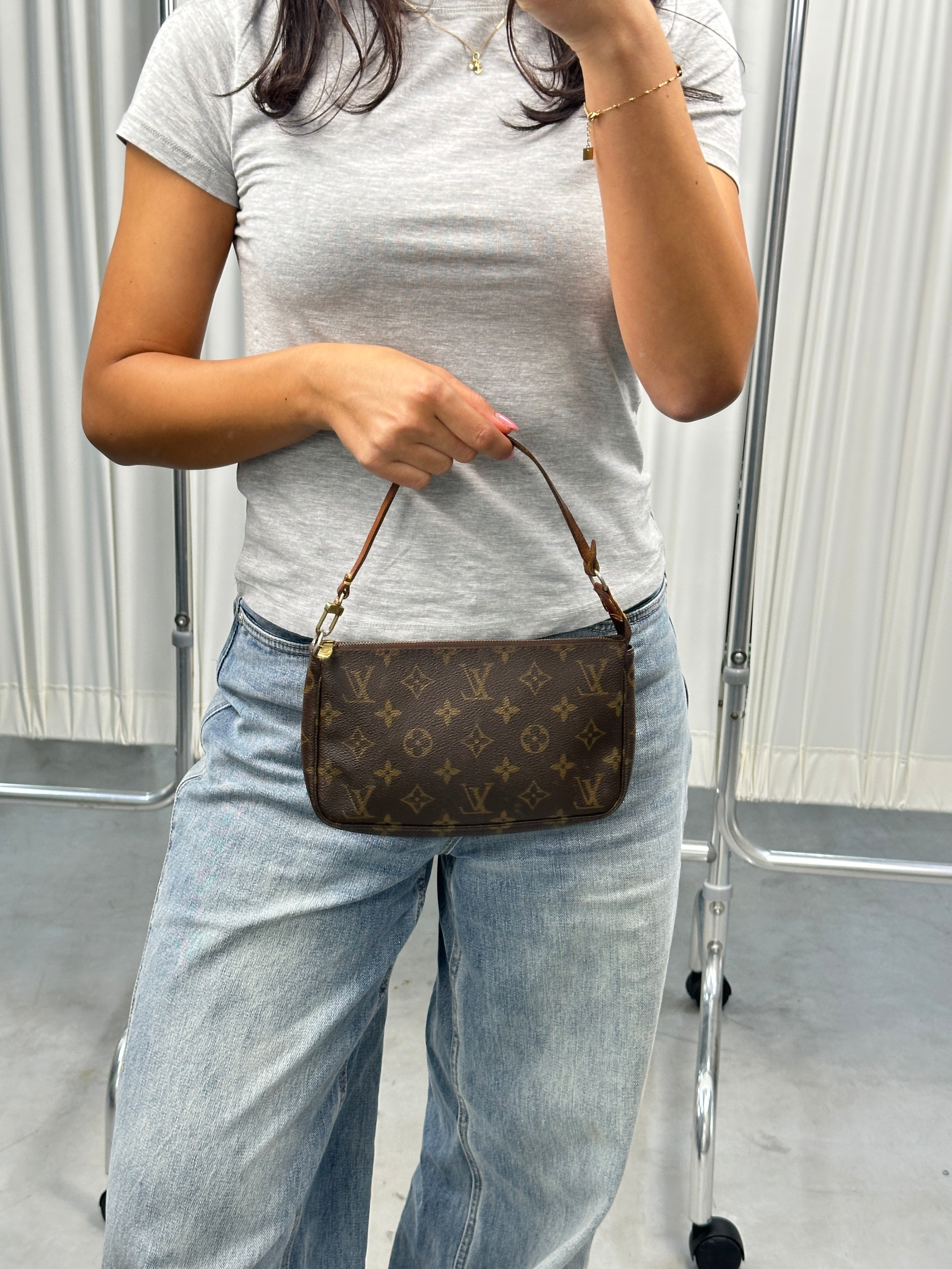 Louis Vuitton Pochette Accessoires