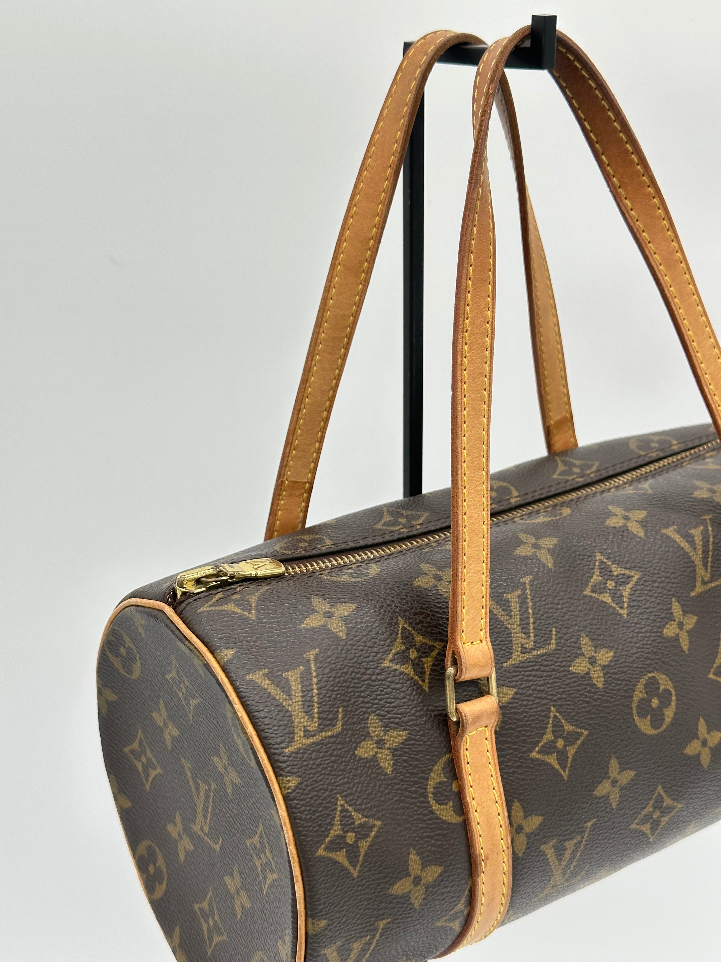 Louis Vuitton Papillon 26