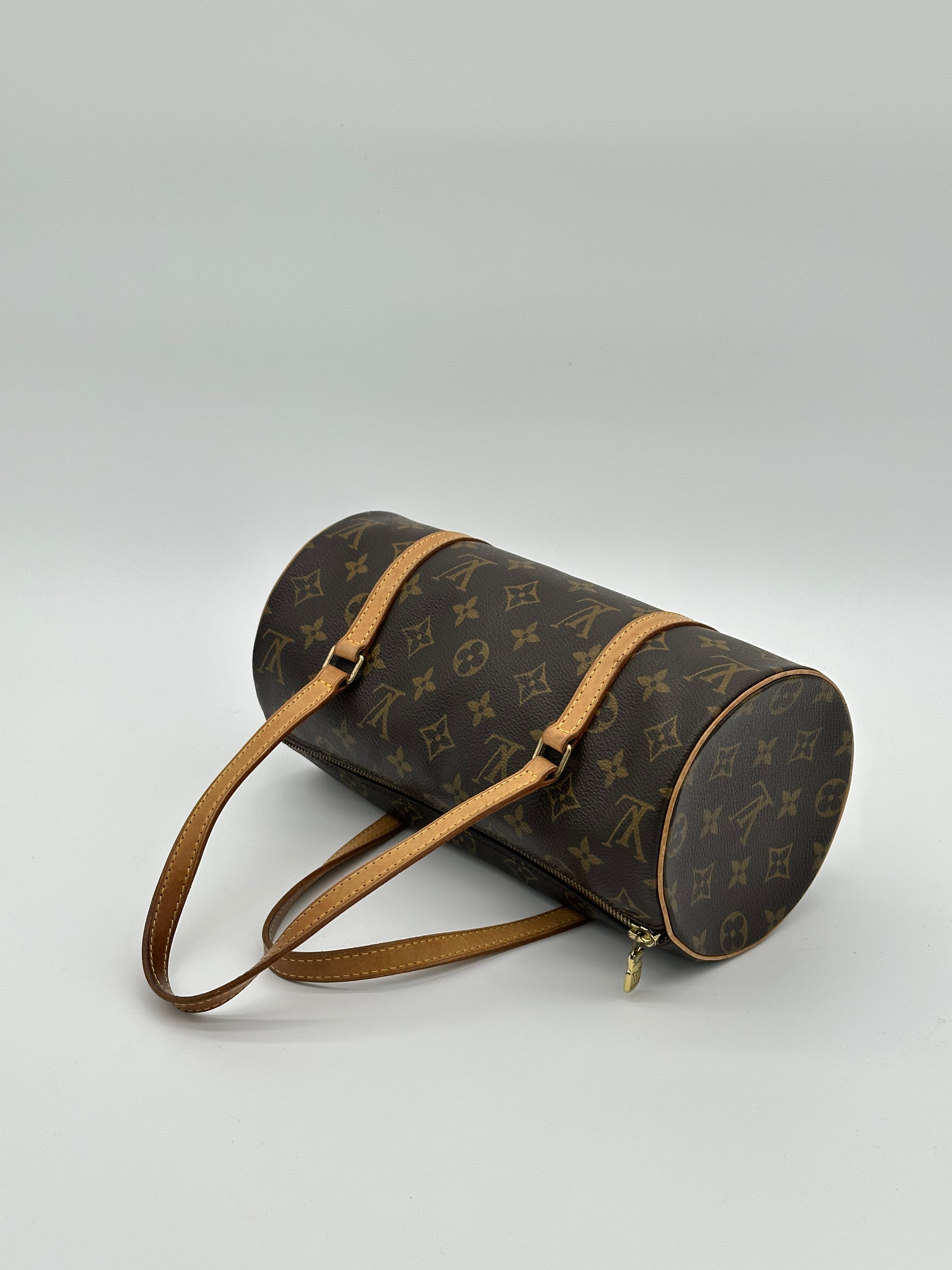 Louis Vuitton Papillon 26
