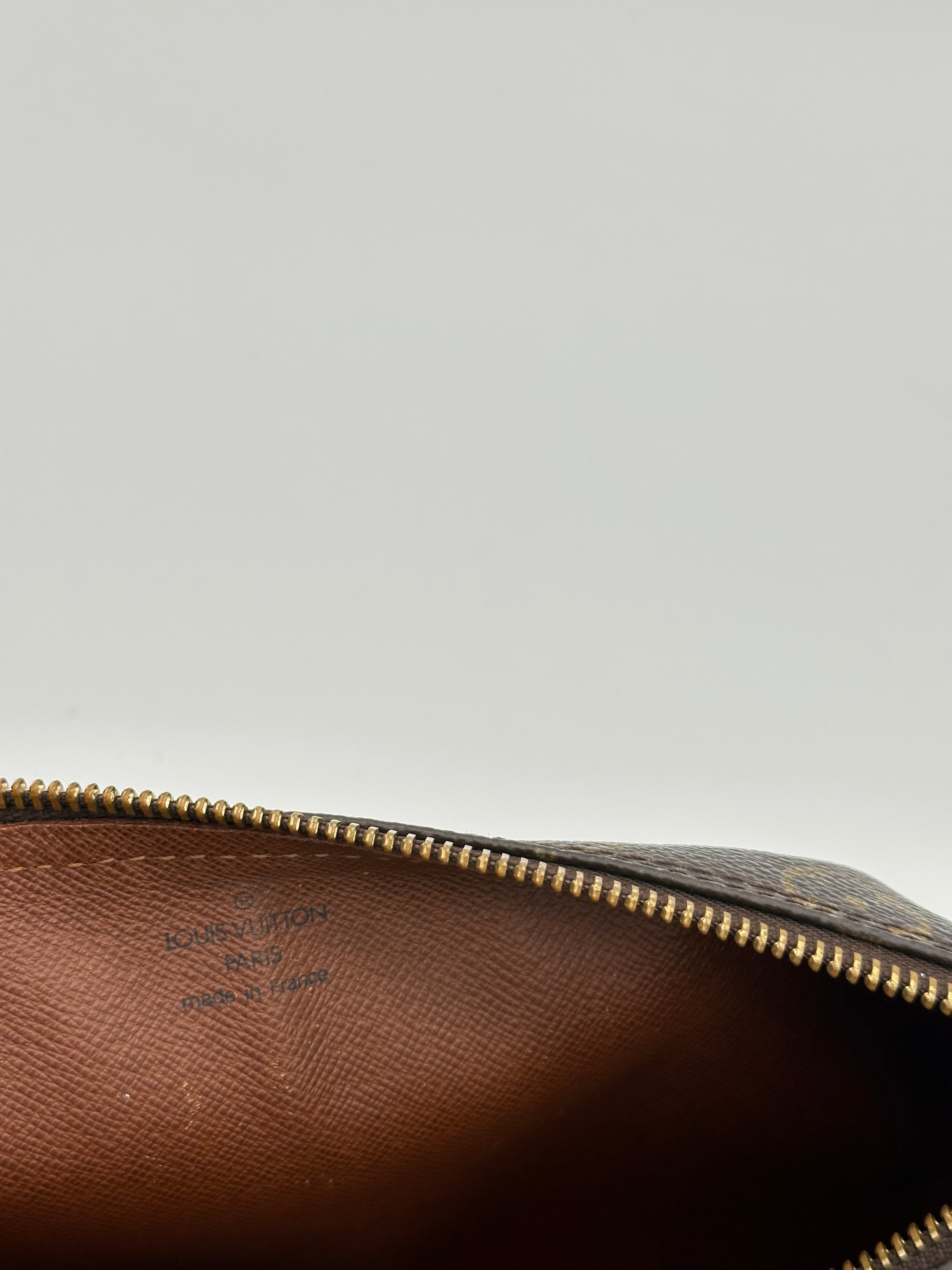 Louis Vuitton Papillon 26