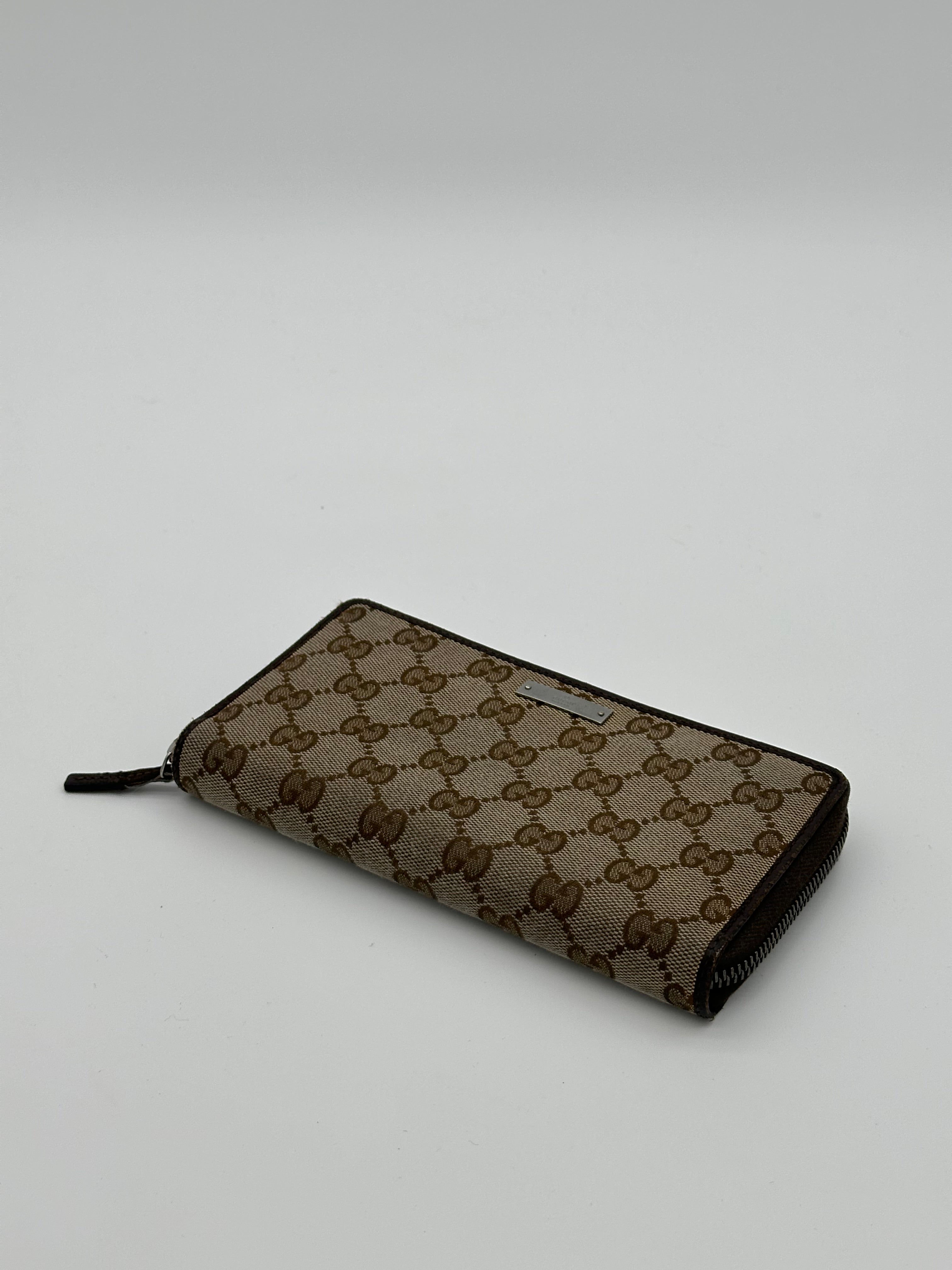 Gucci Zip Around Wallet