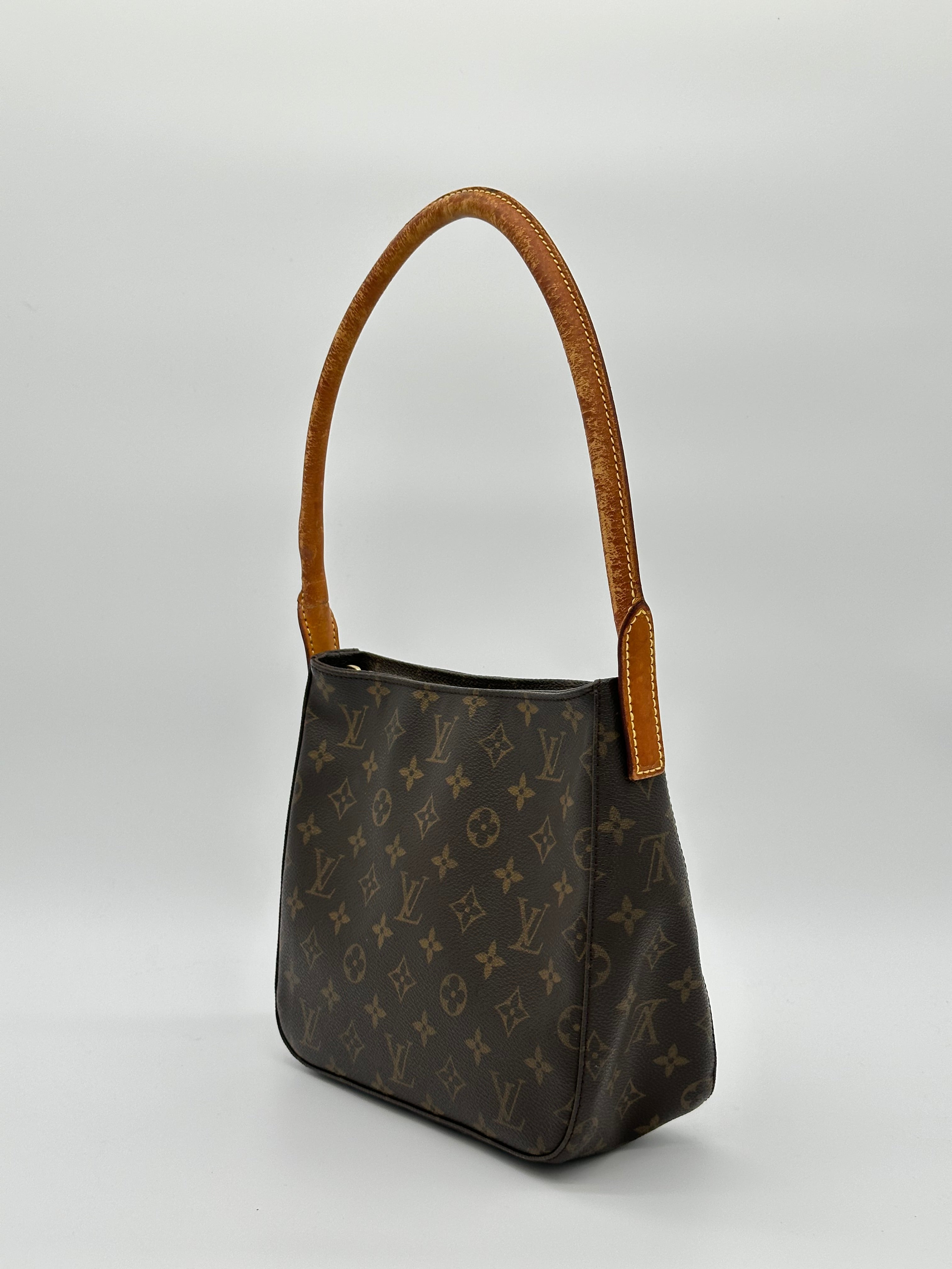 Louis Vuitton Looping MM
