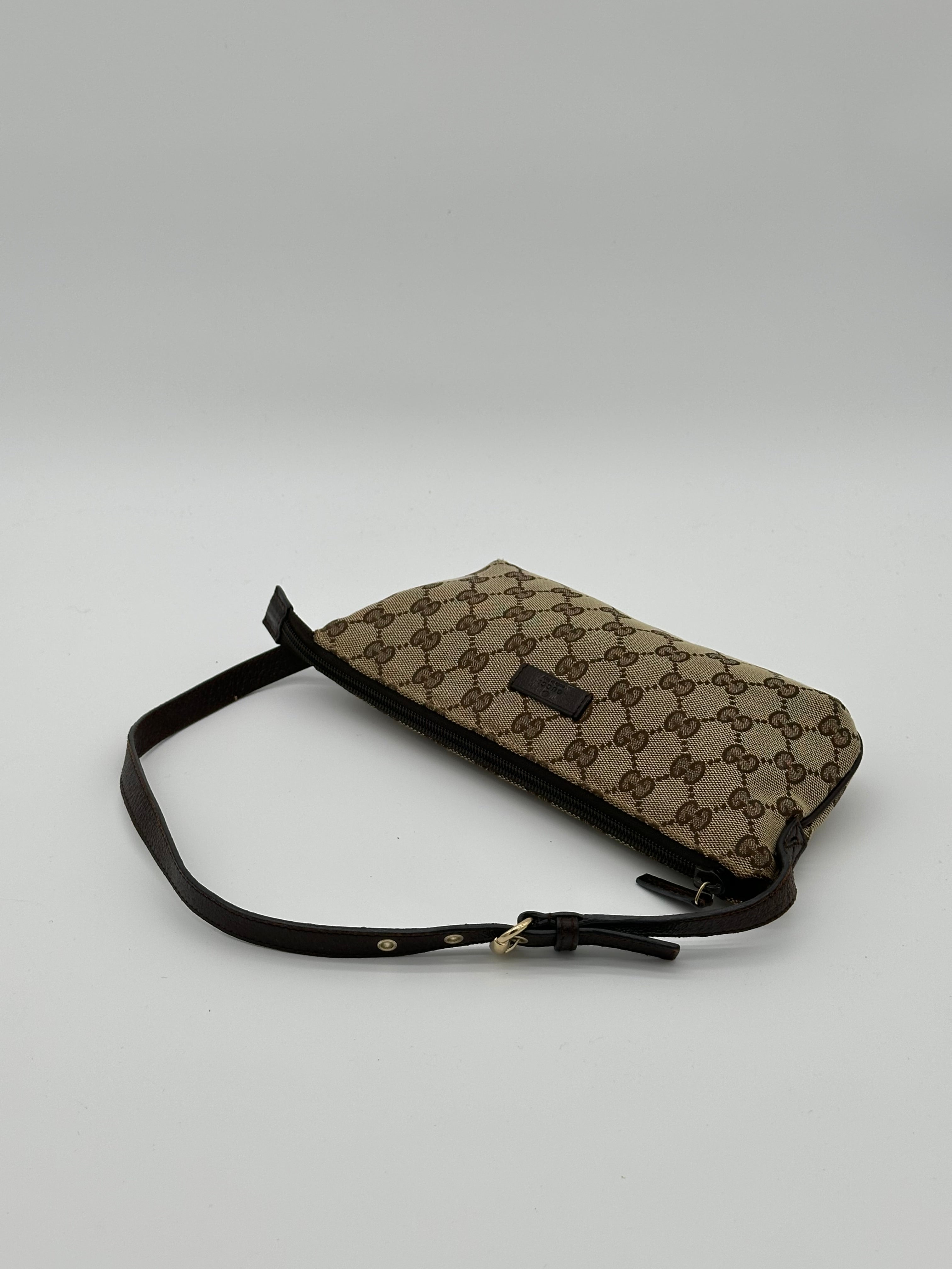 Gucci GG Pochette