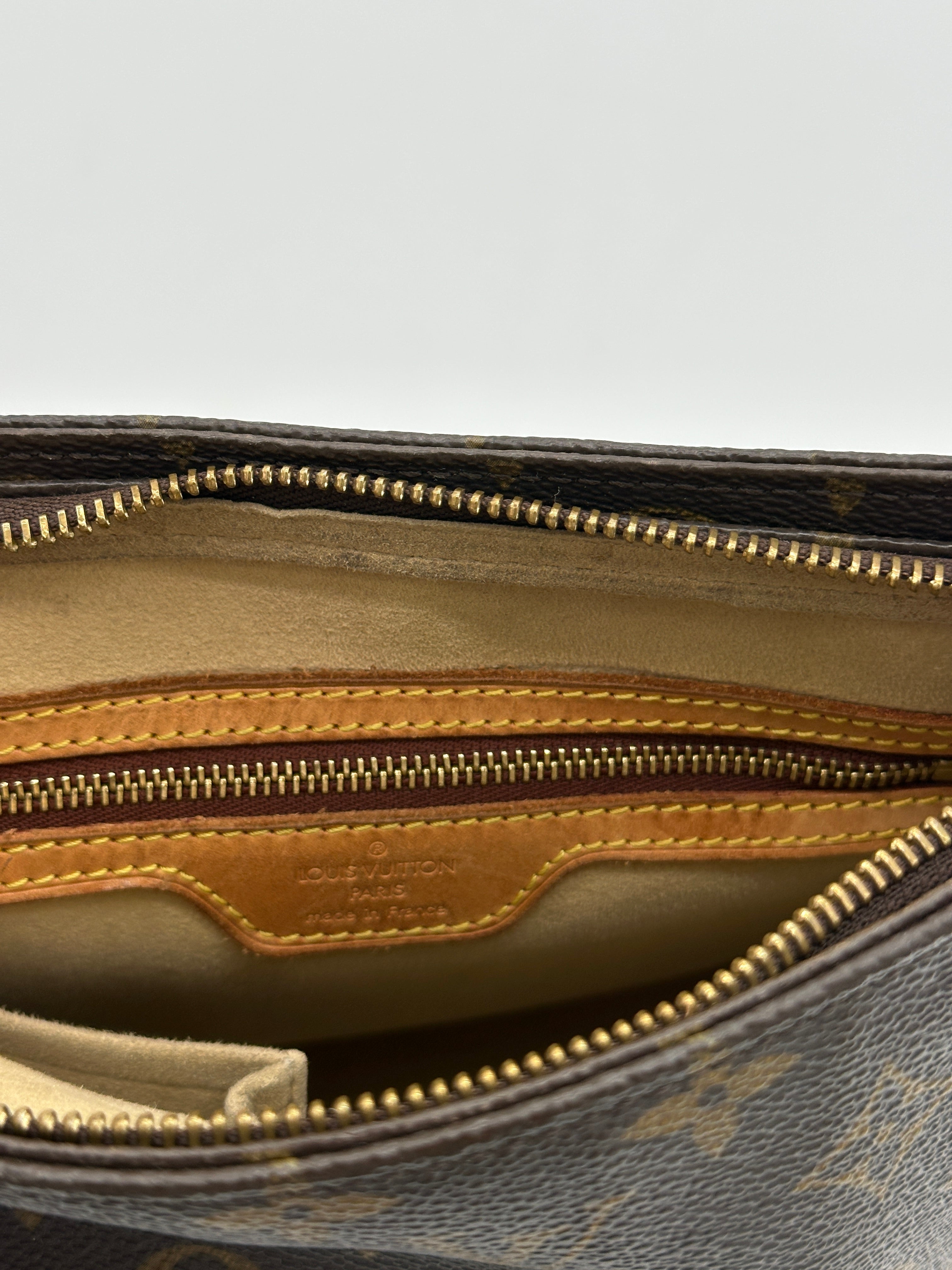 Louis Vuitton Looping MM
