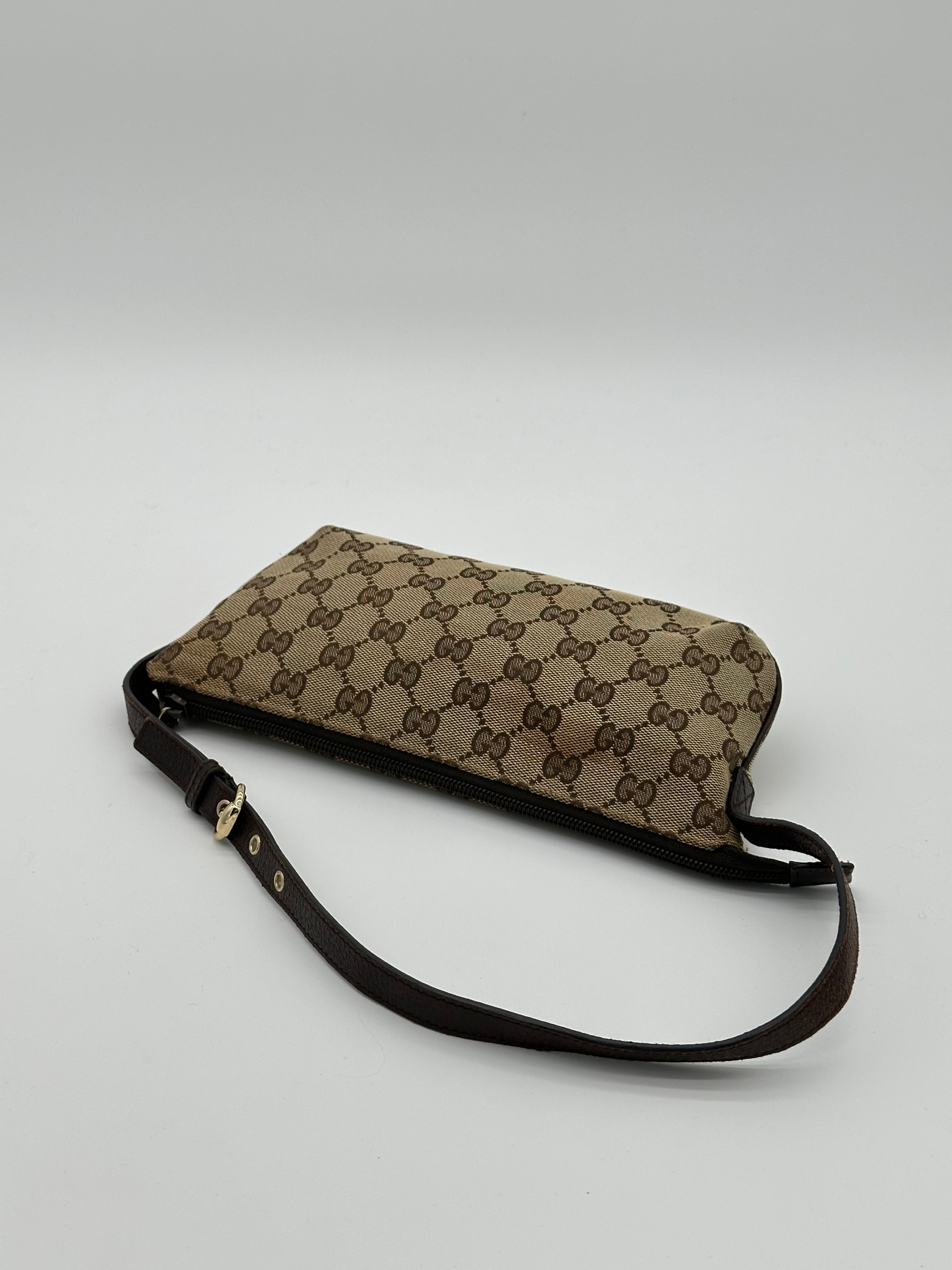 Gucci GG Pochette