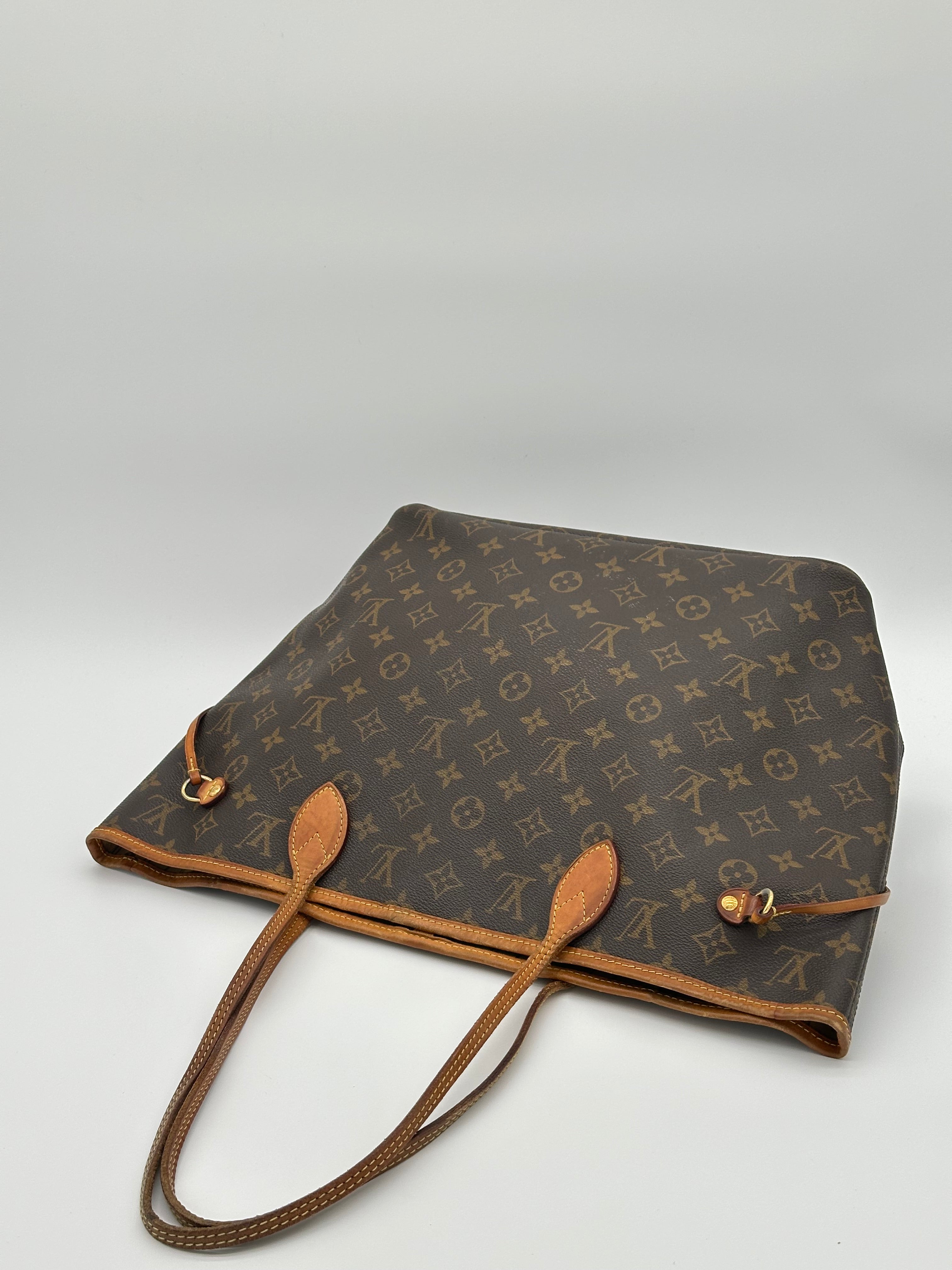 Louis Vuitton Neverfull MM