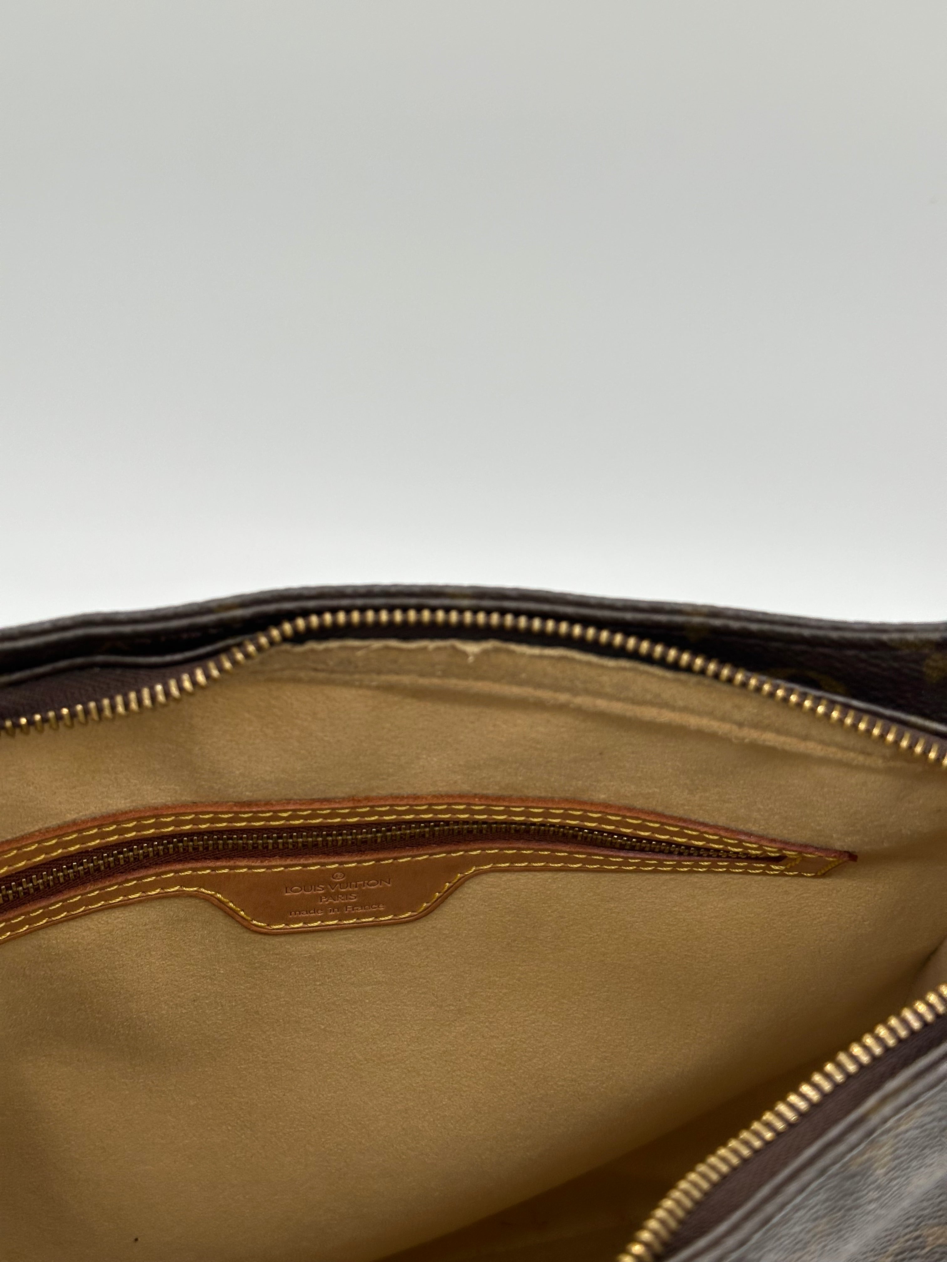 Louis Vuitton Looping GM