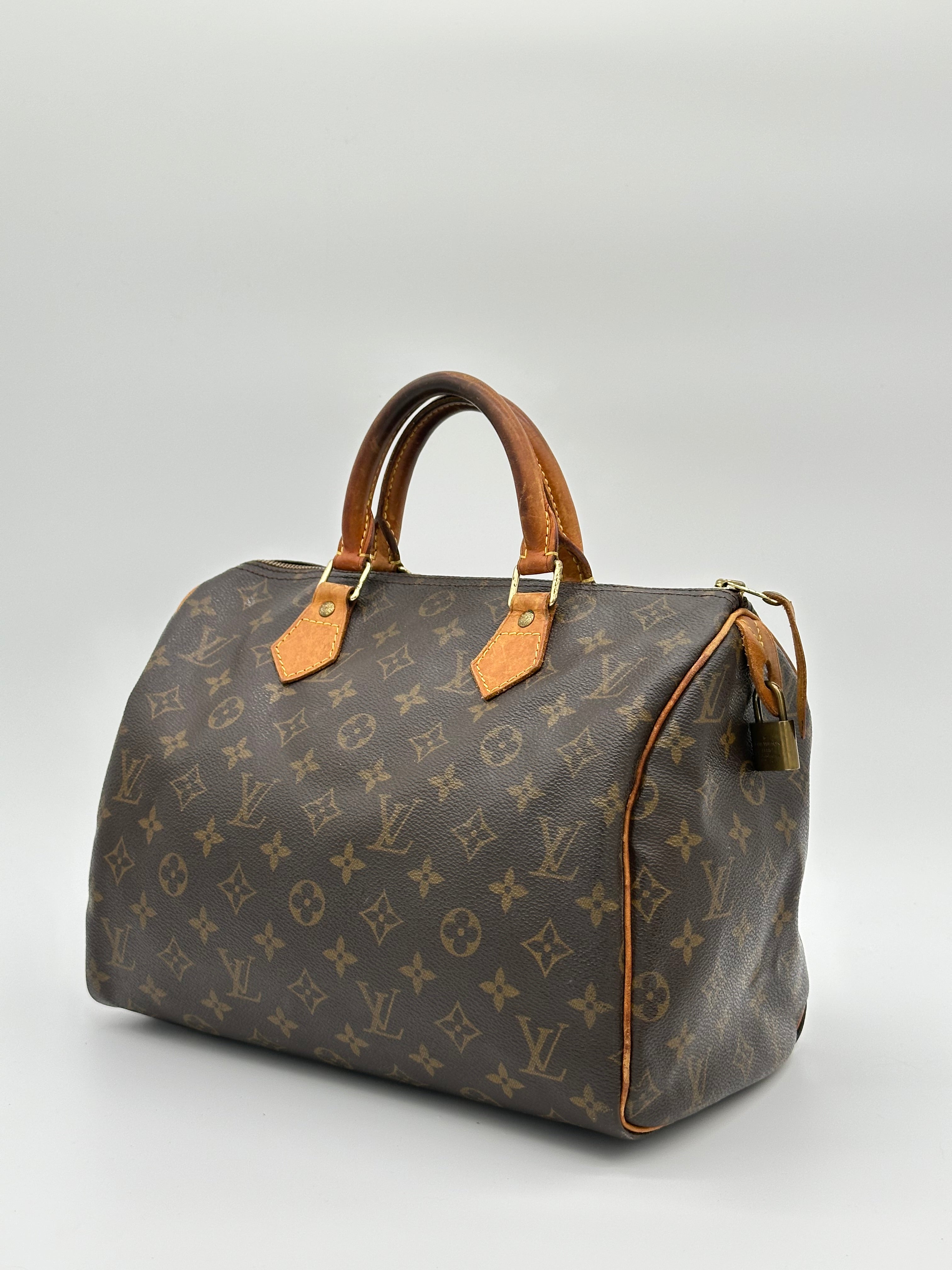 Louis Vuitton Speedy 30
