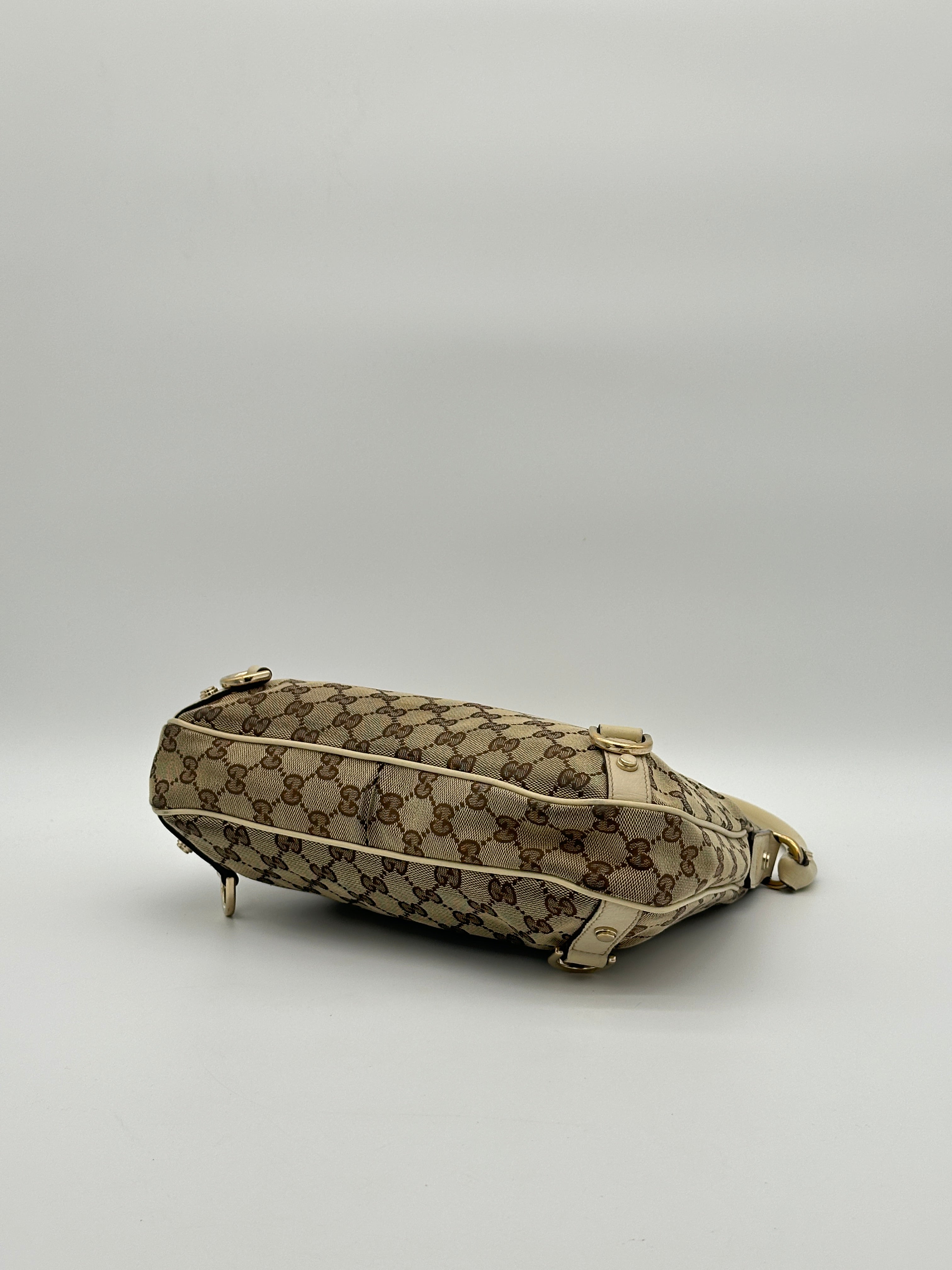 Gucci Abbey D-Ring Medium