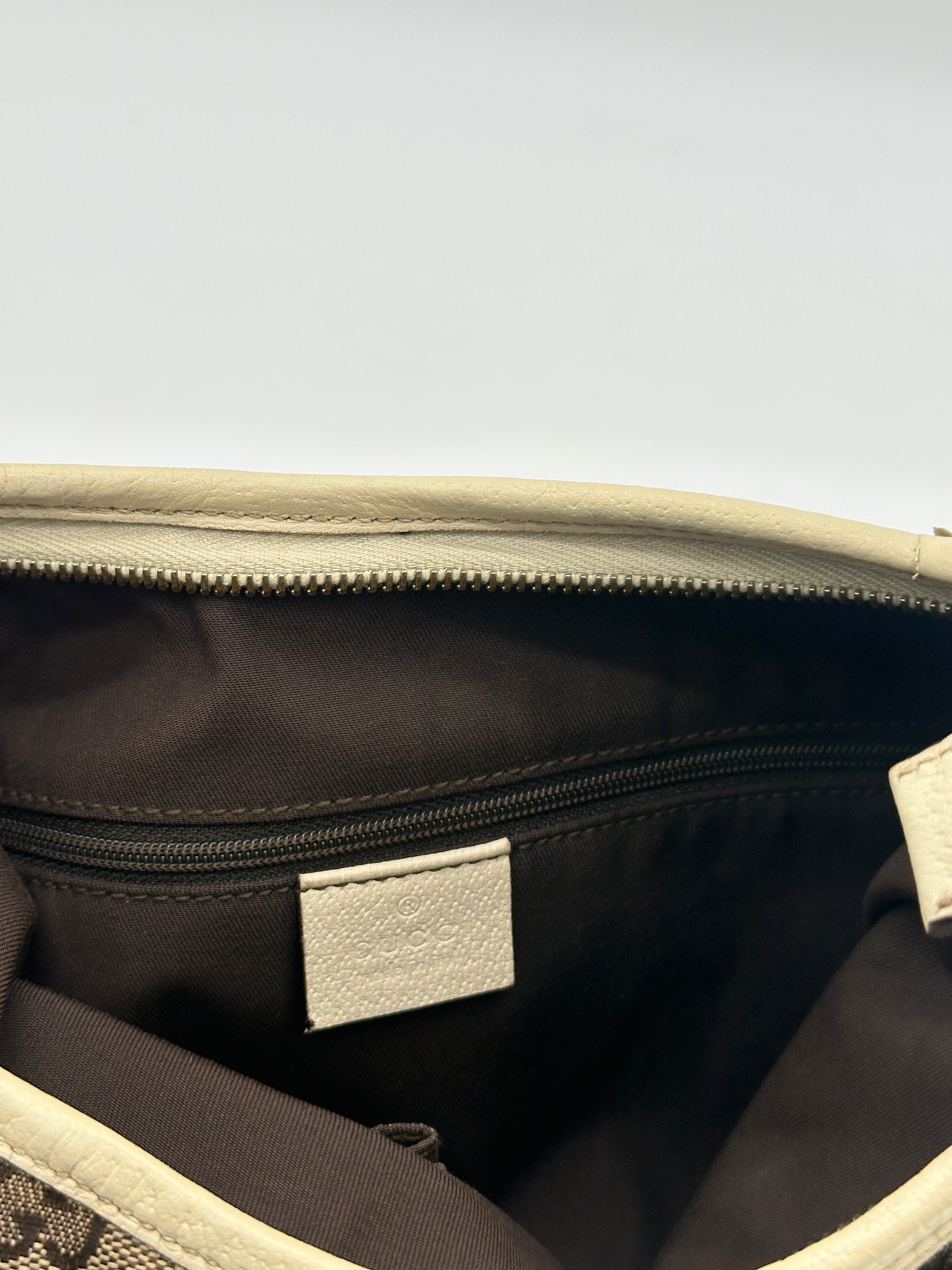 Gucci Abbey D-Ring Medium