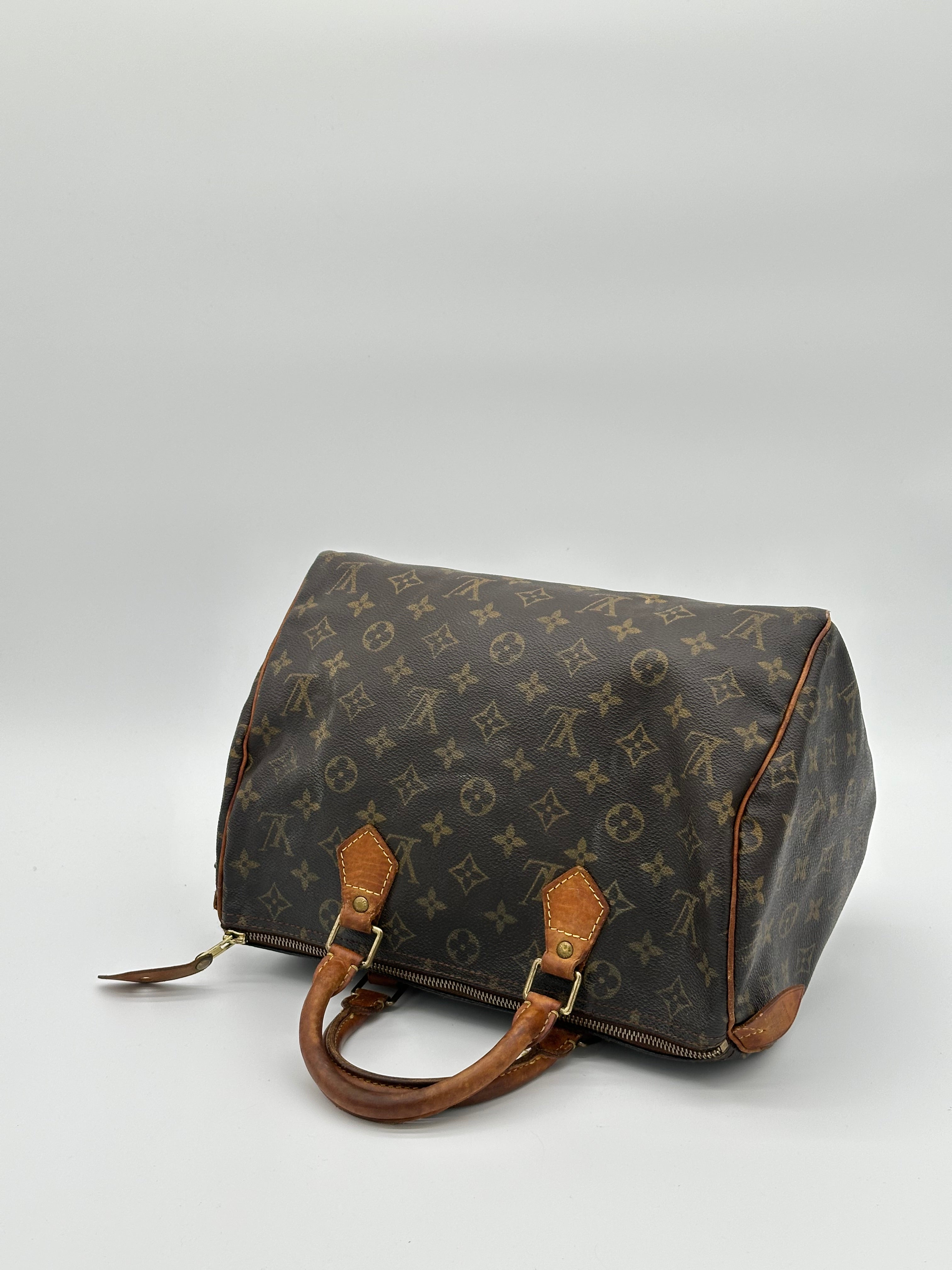 Louis Vuitton Speedy 30
