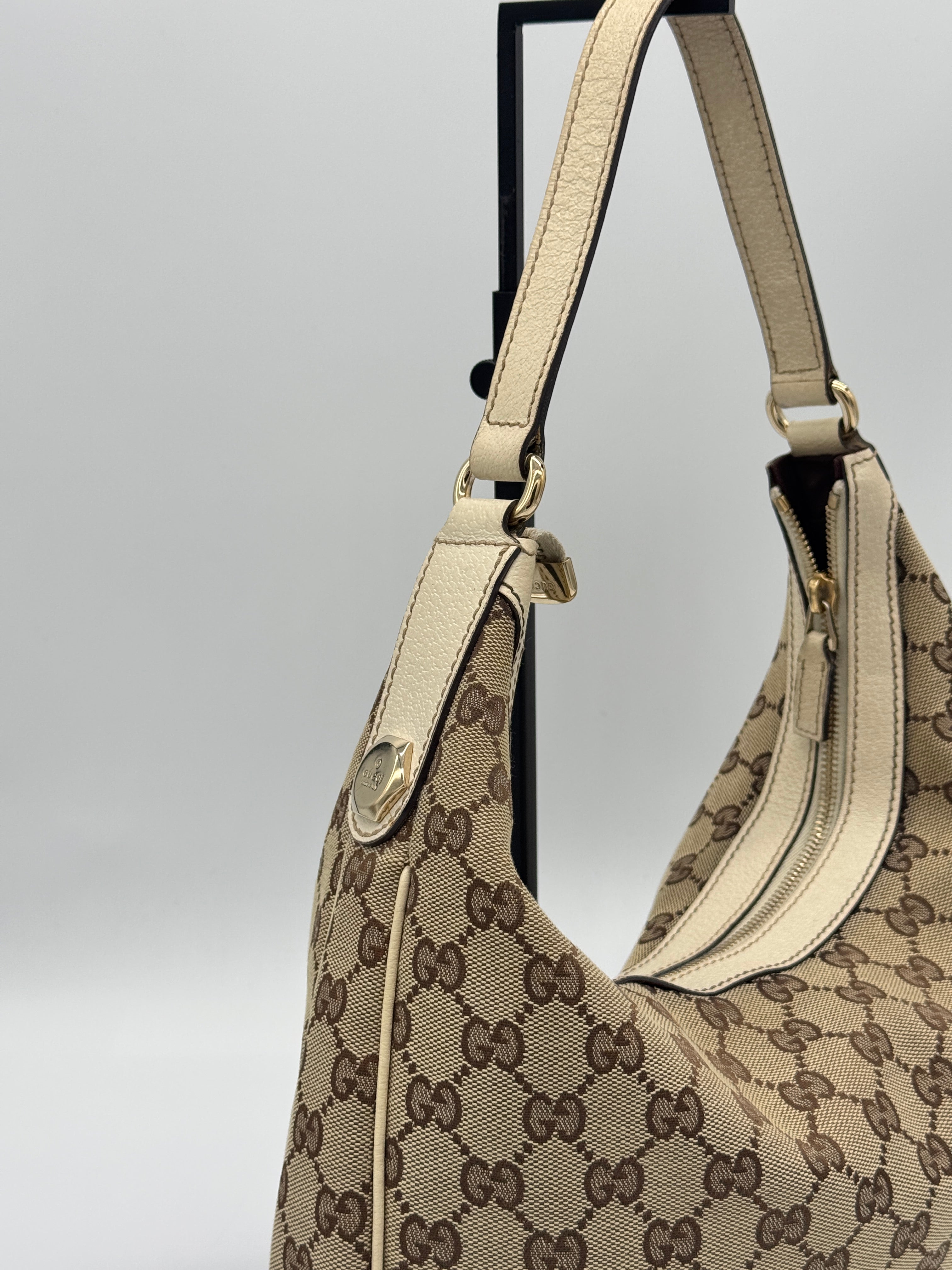 Gucci Charmy Hobo