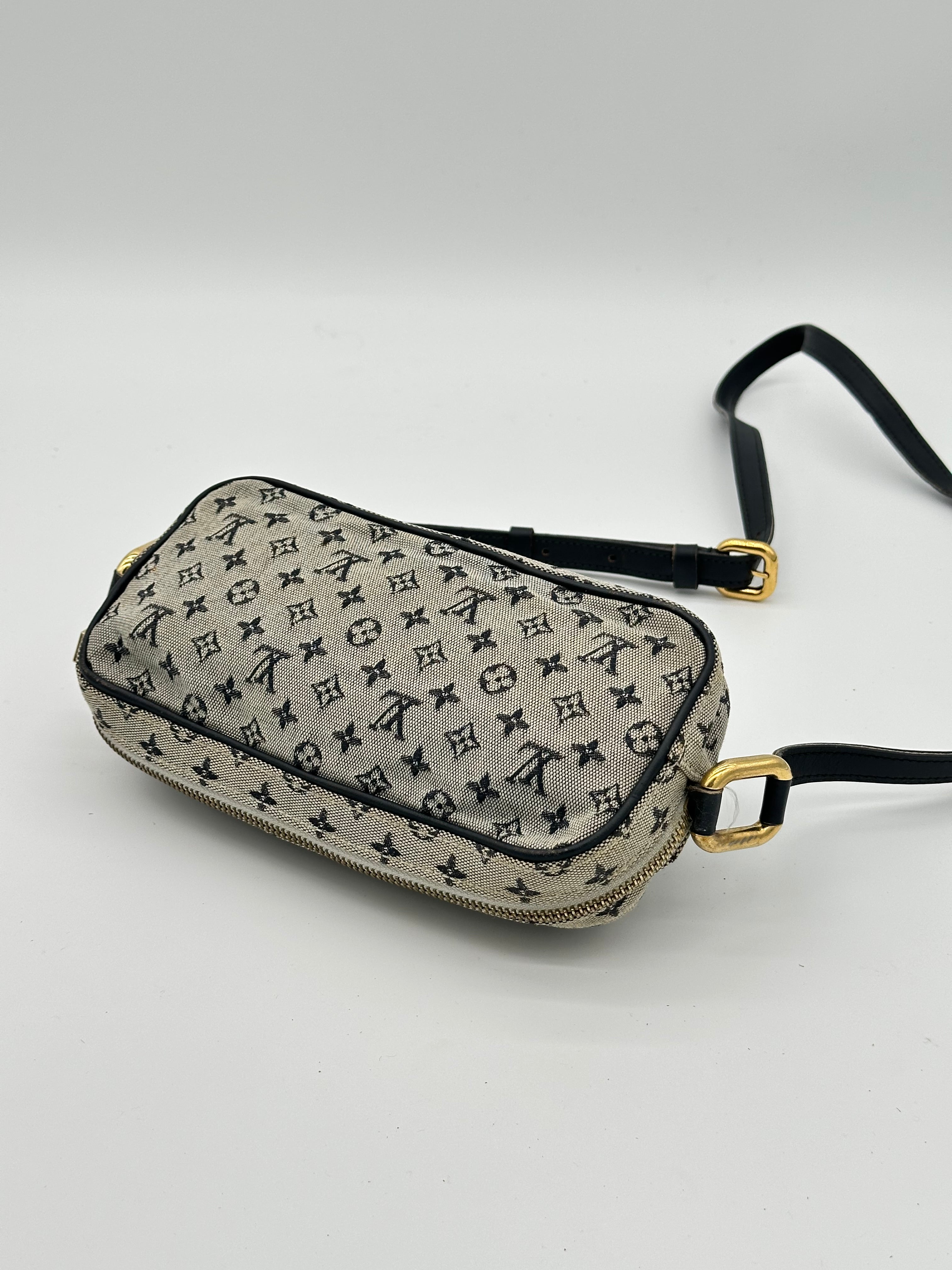 Louis Vuitton Mini Juliet MM
