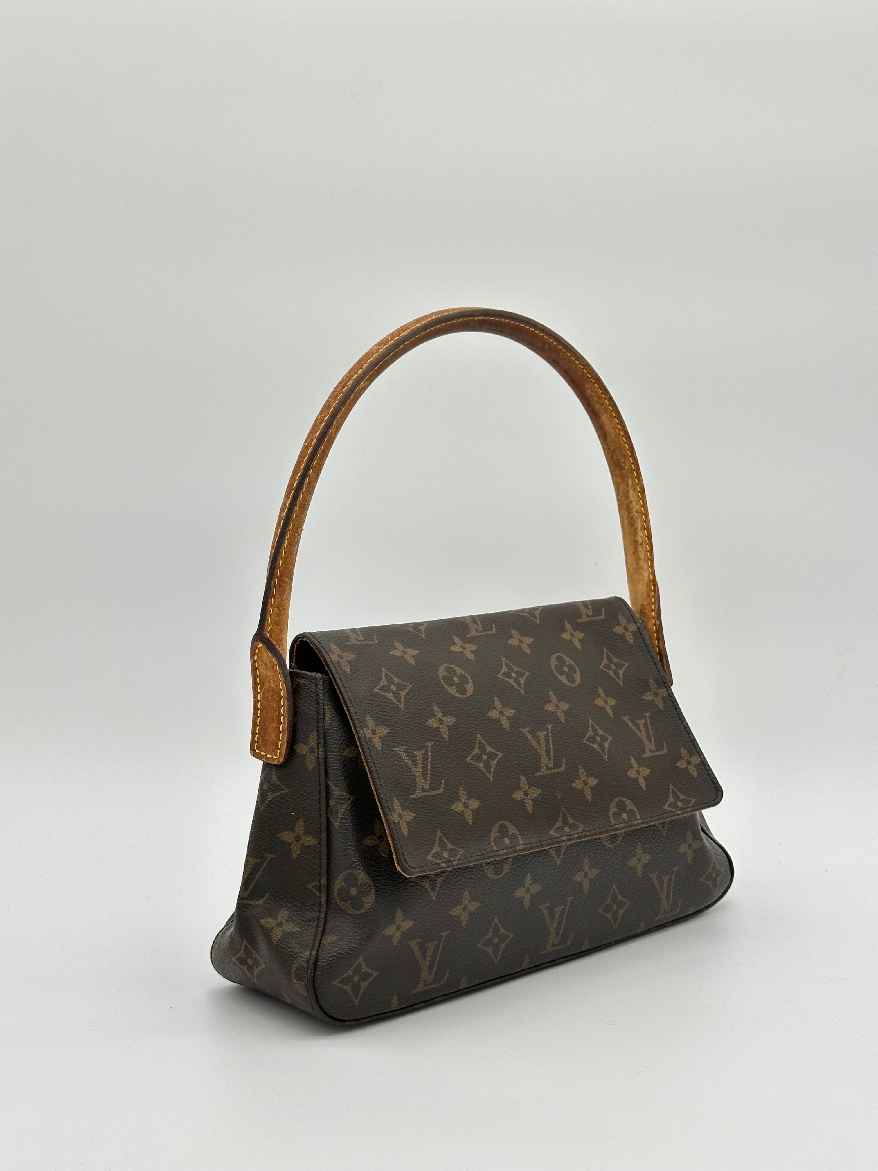 Louis Vuitton Mini Looping