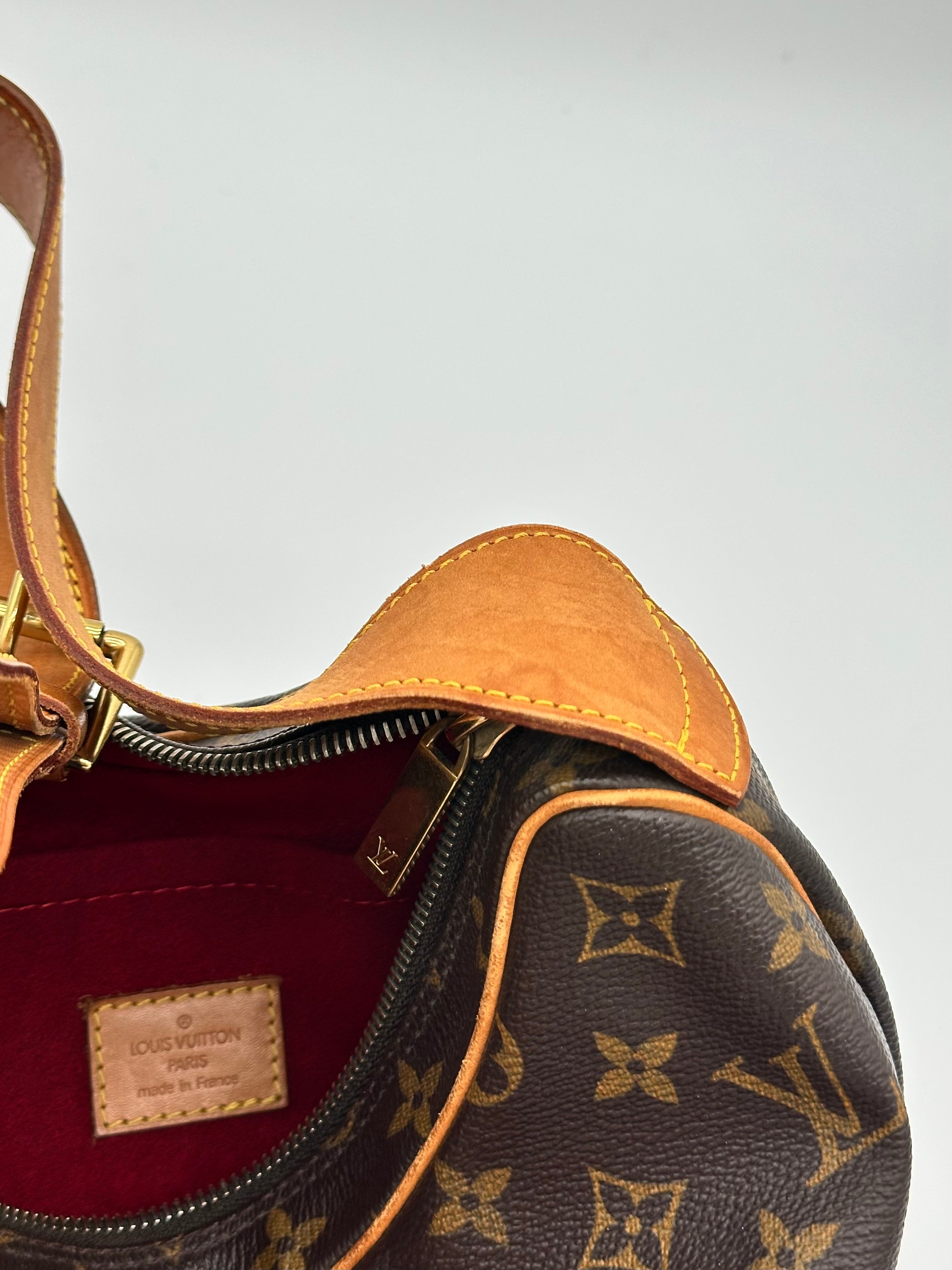 Louis Vuitton Croissant MM