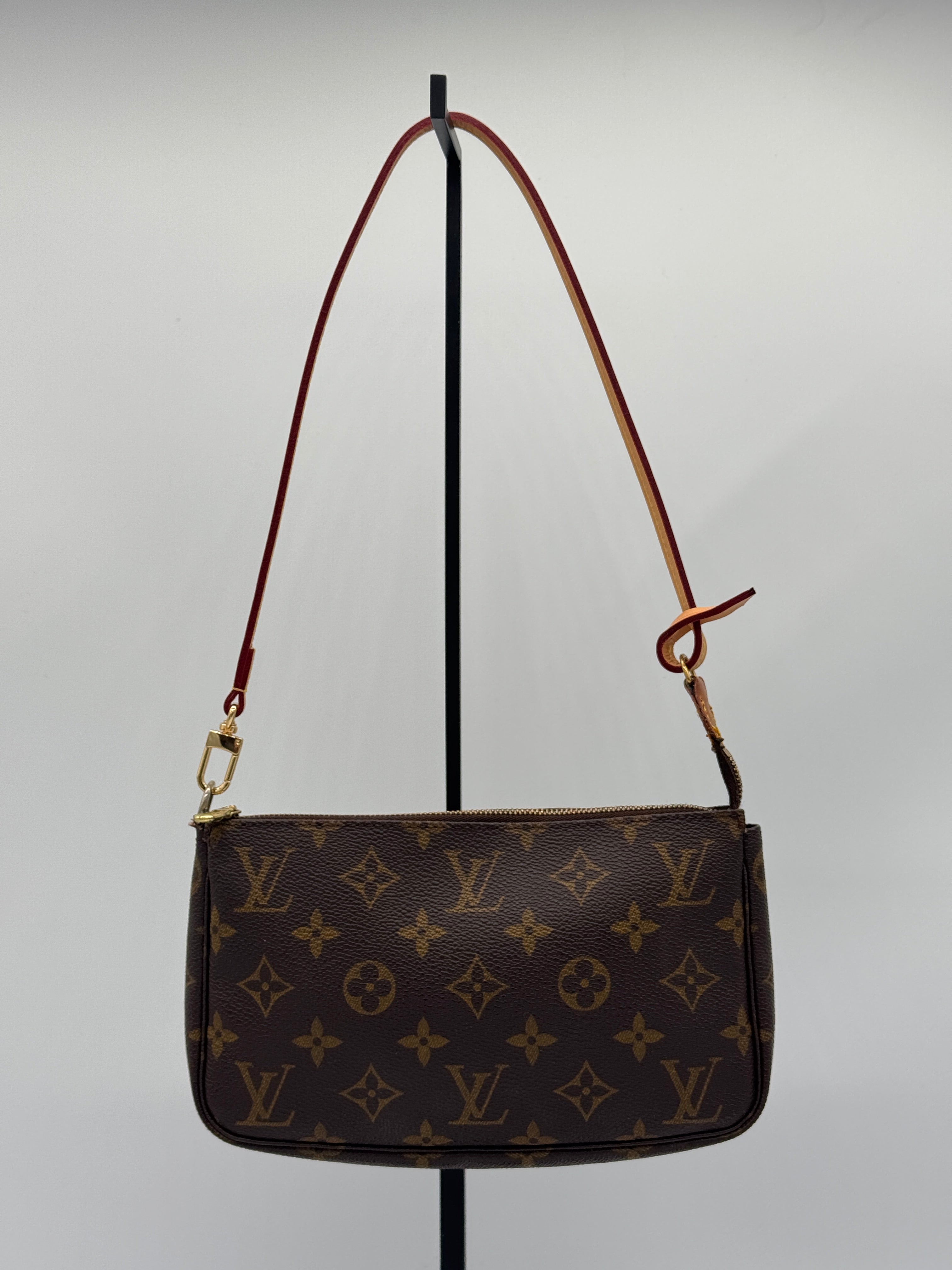 Louis Vuitton Pochette Accessoires