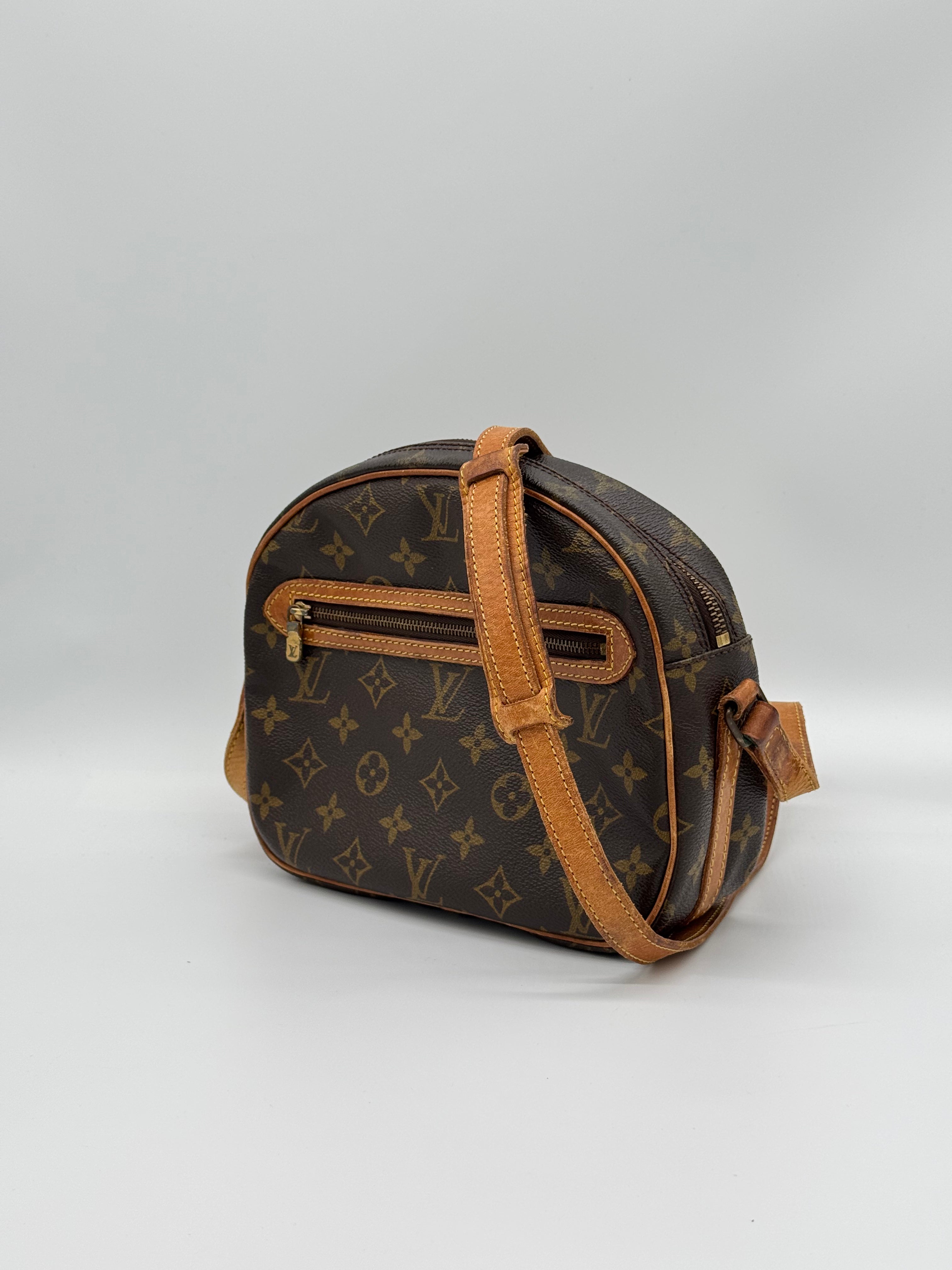 Louis Vuitton Senlis