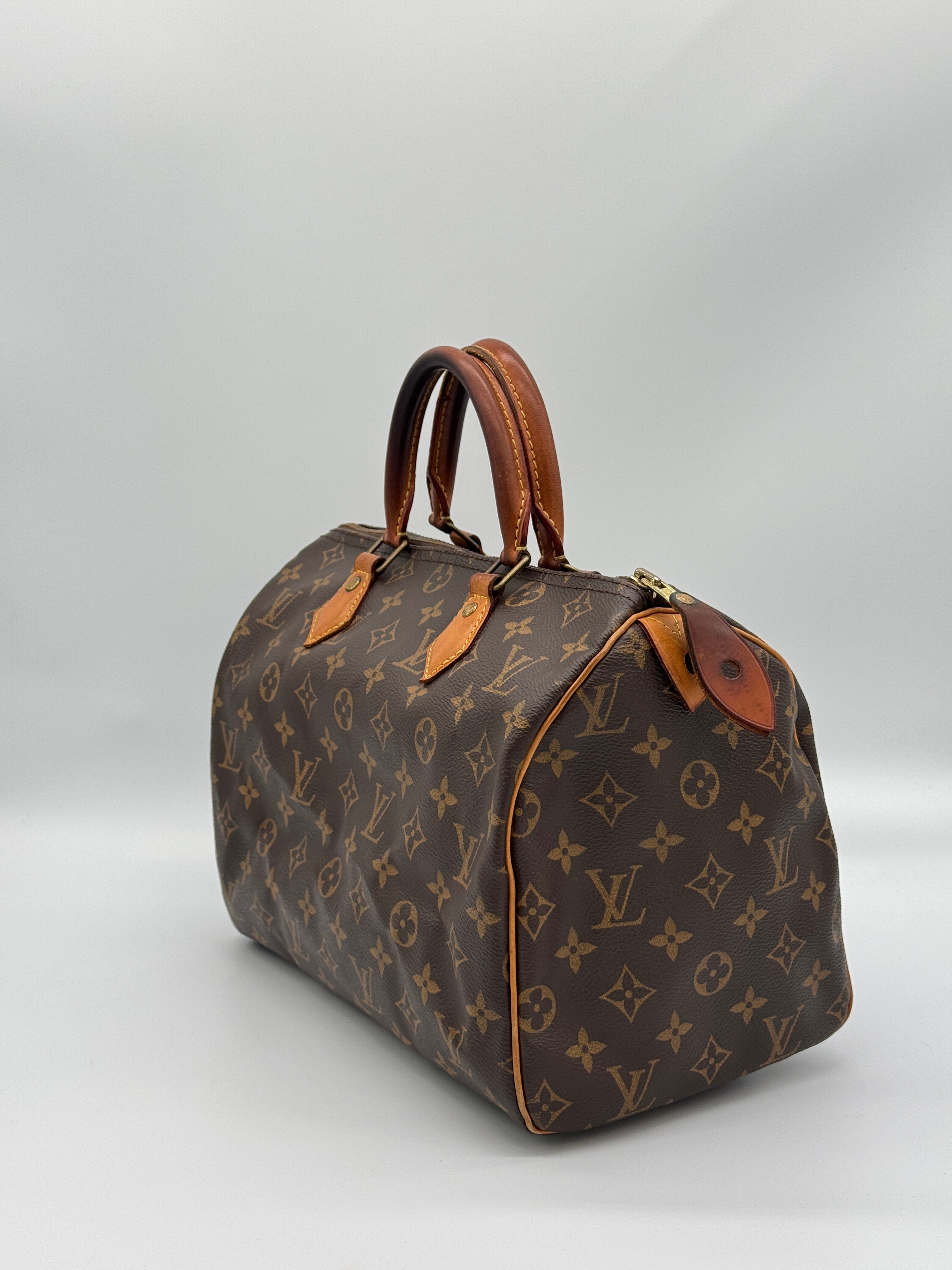 Louis Vuitton Speedy 30