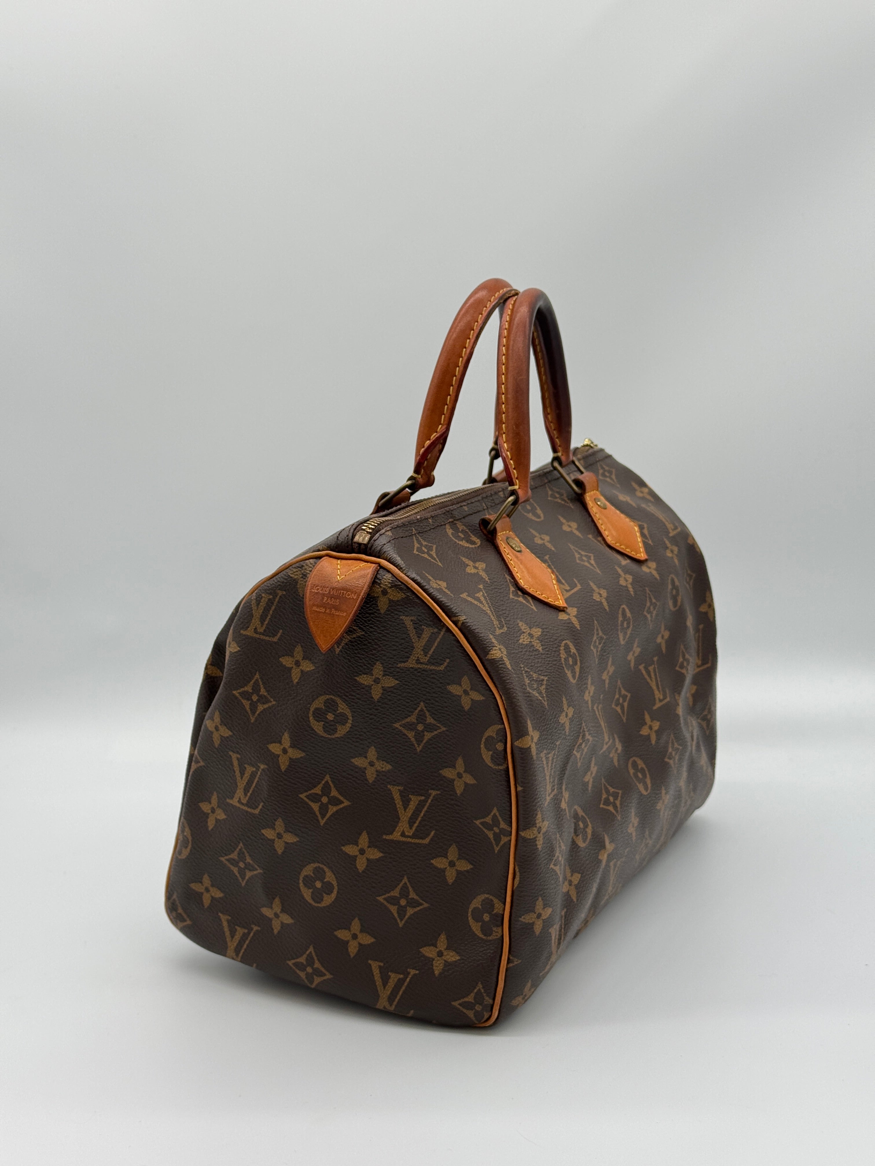 Louis Vuitton Speedy 30