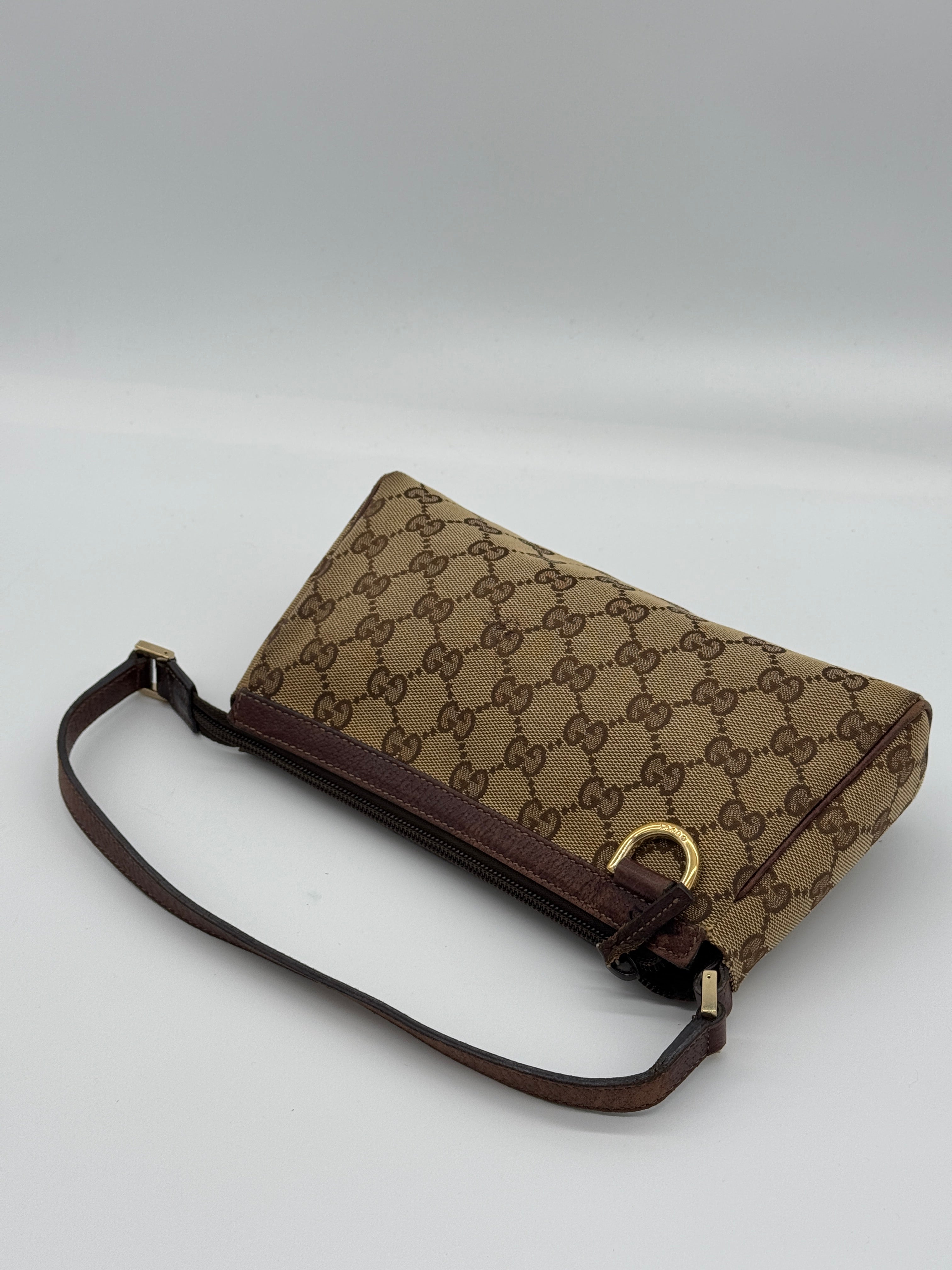 Gucci D-Ring Pochette